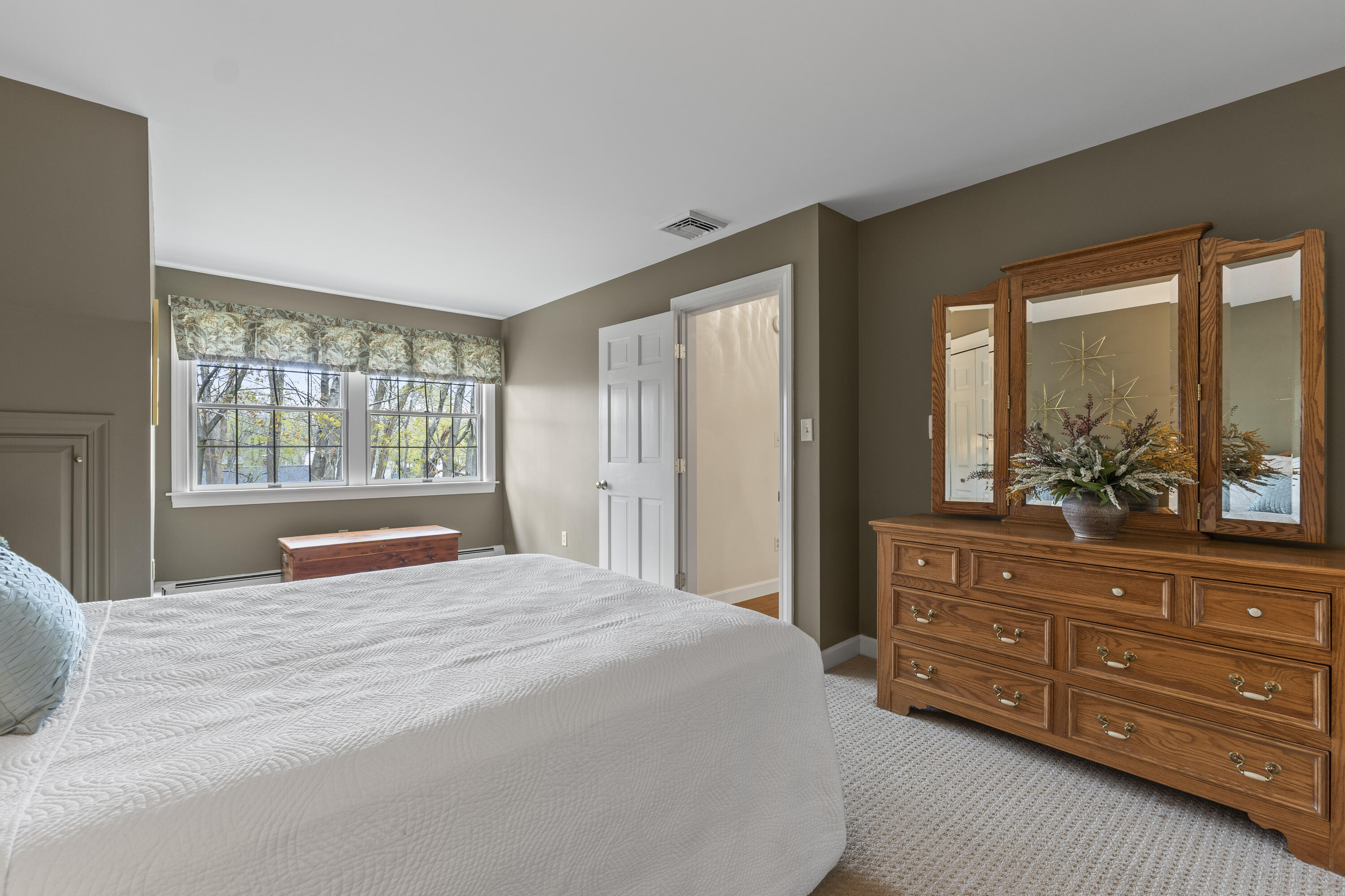 15 Coachlight Lane 15