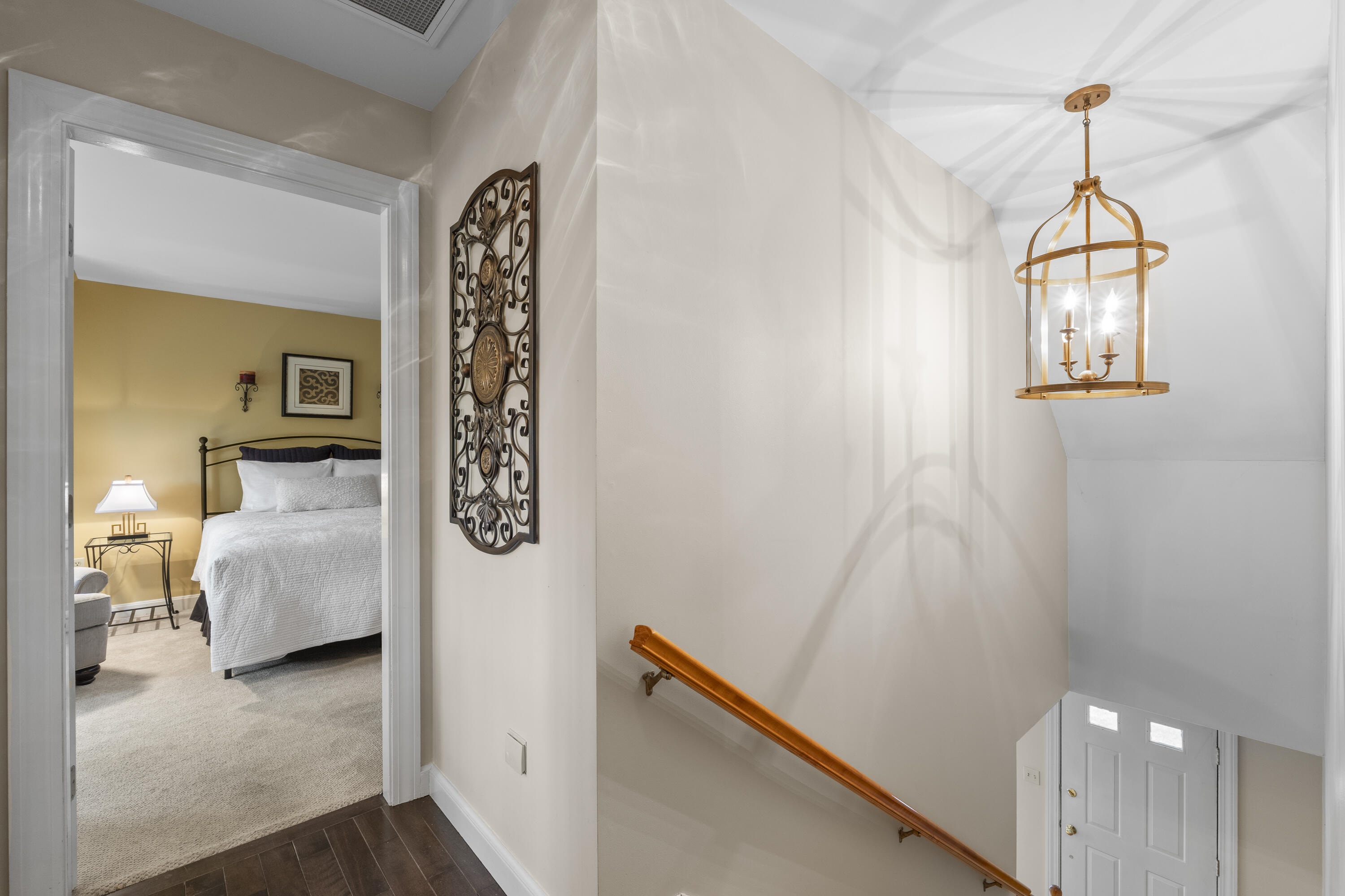 15 Coachlight Lane 15