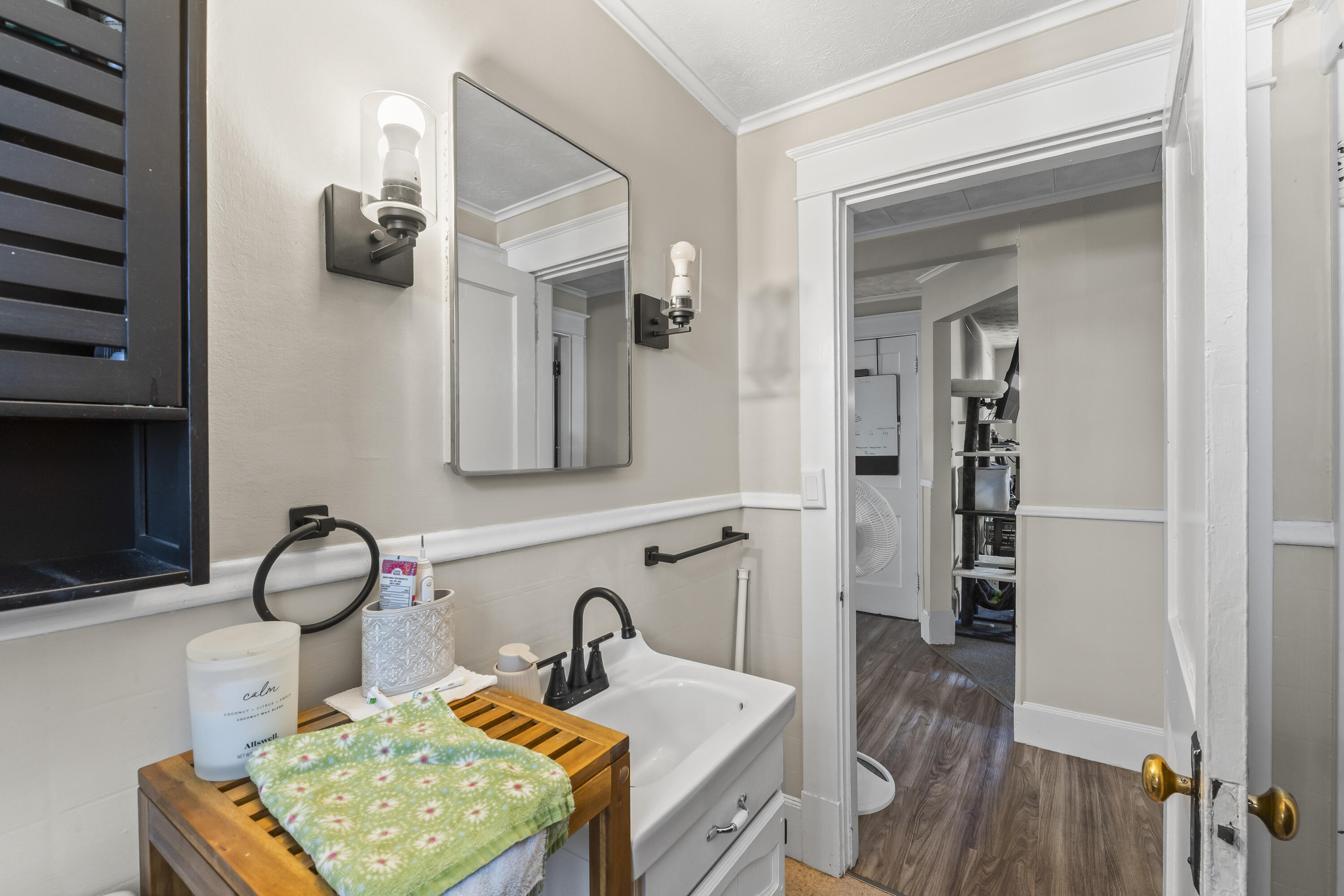 100 Granite St