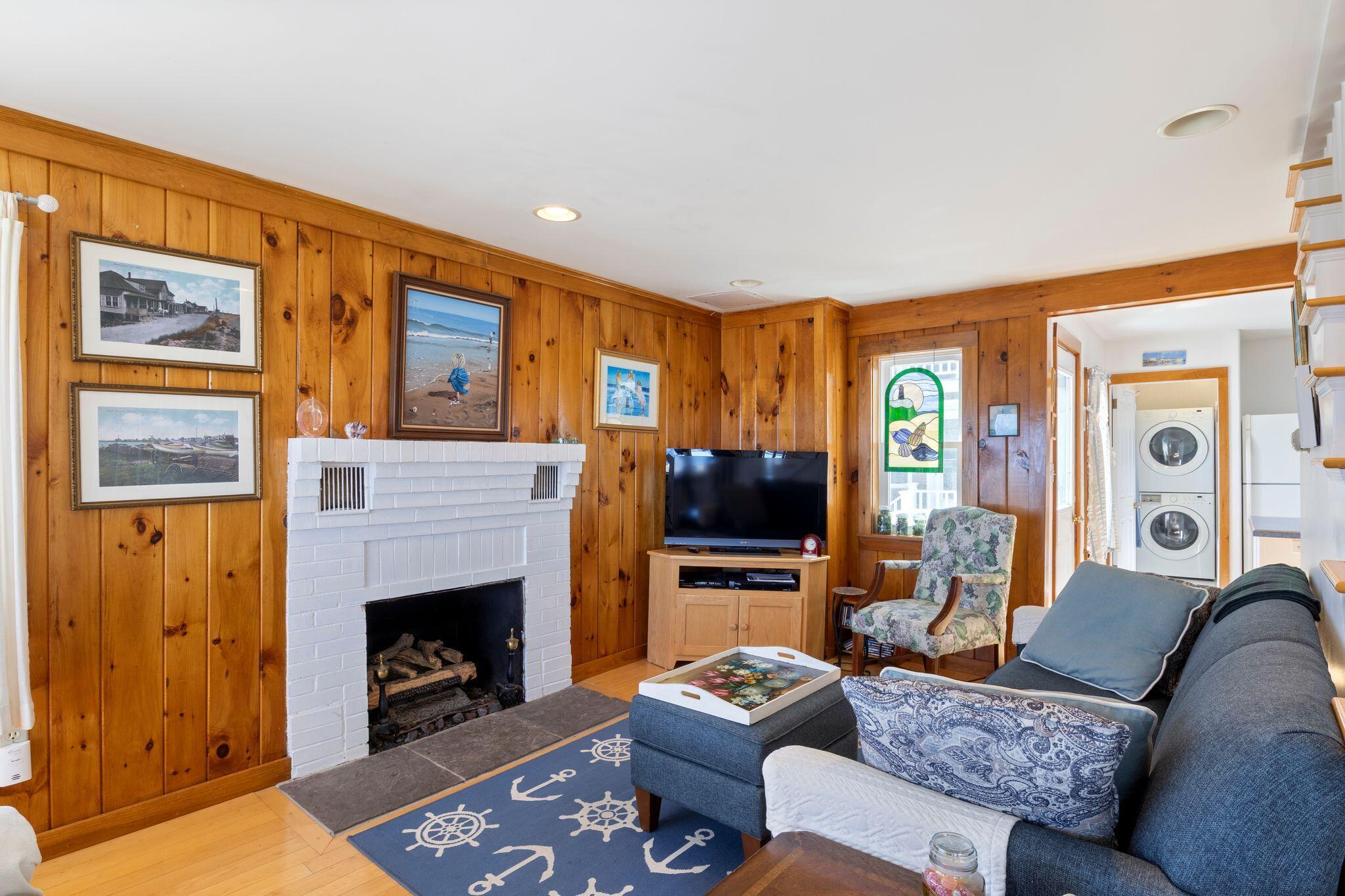351 Webhannet Drive 1