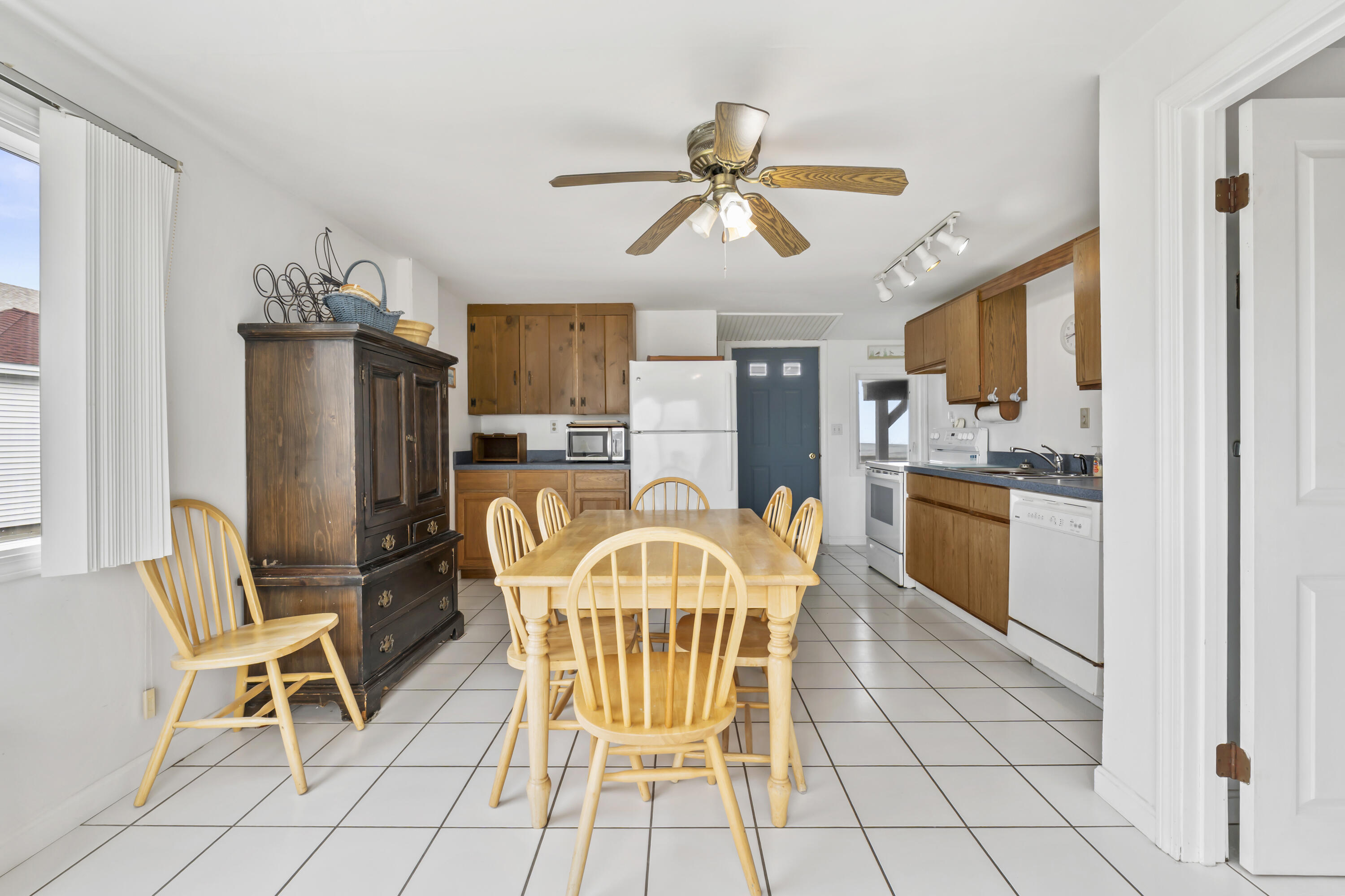 353 Webhannet Drive 2