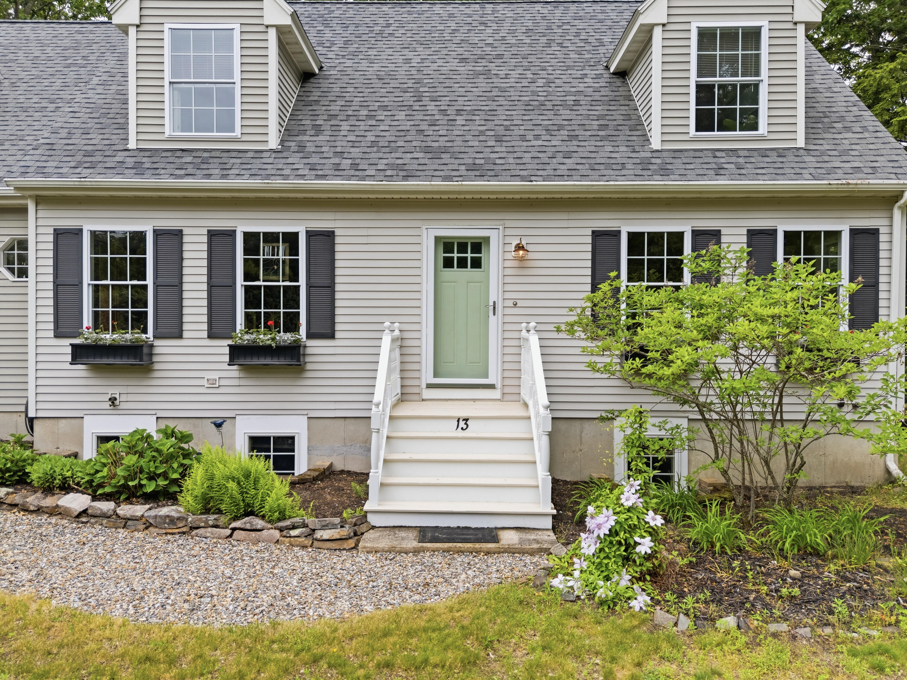 13 McKenna Lane