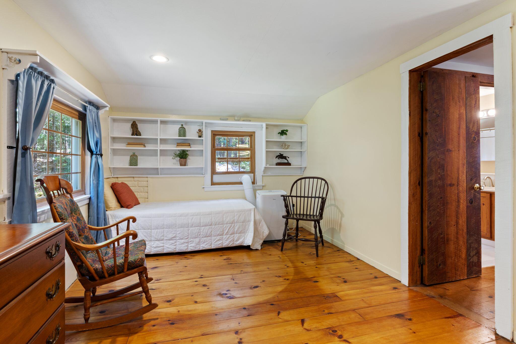 37 Pine Hill Road S