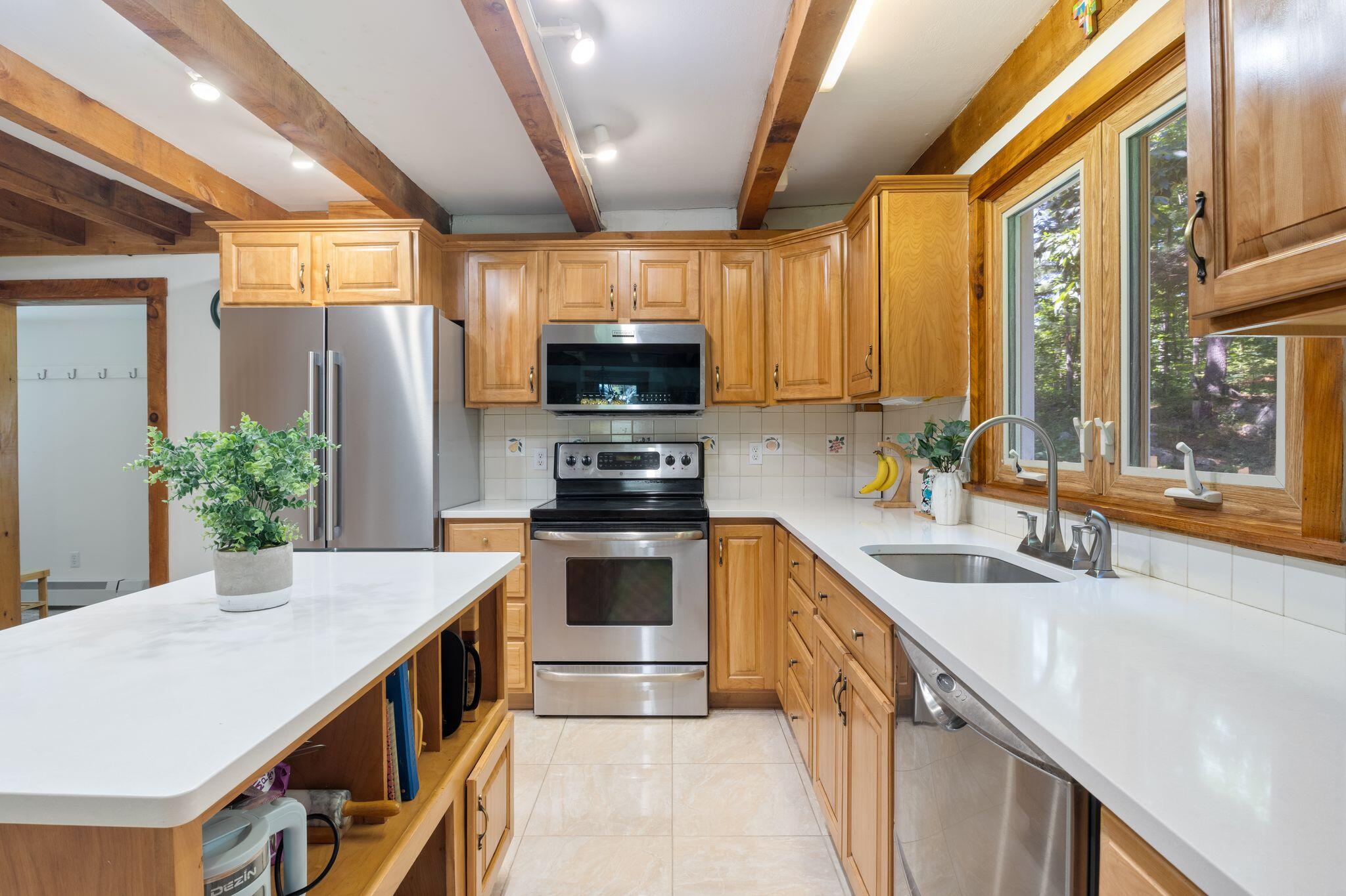 37 Pine Hill Road S
