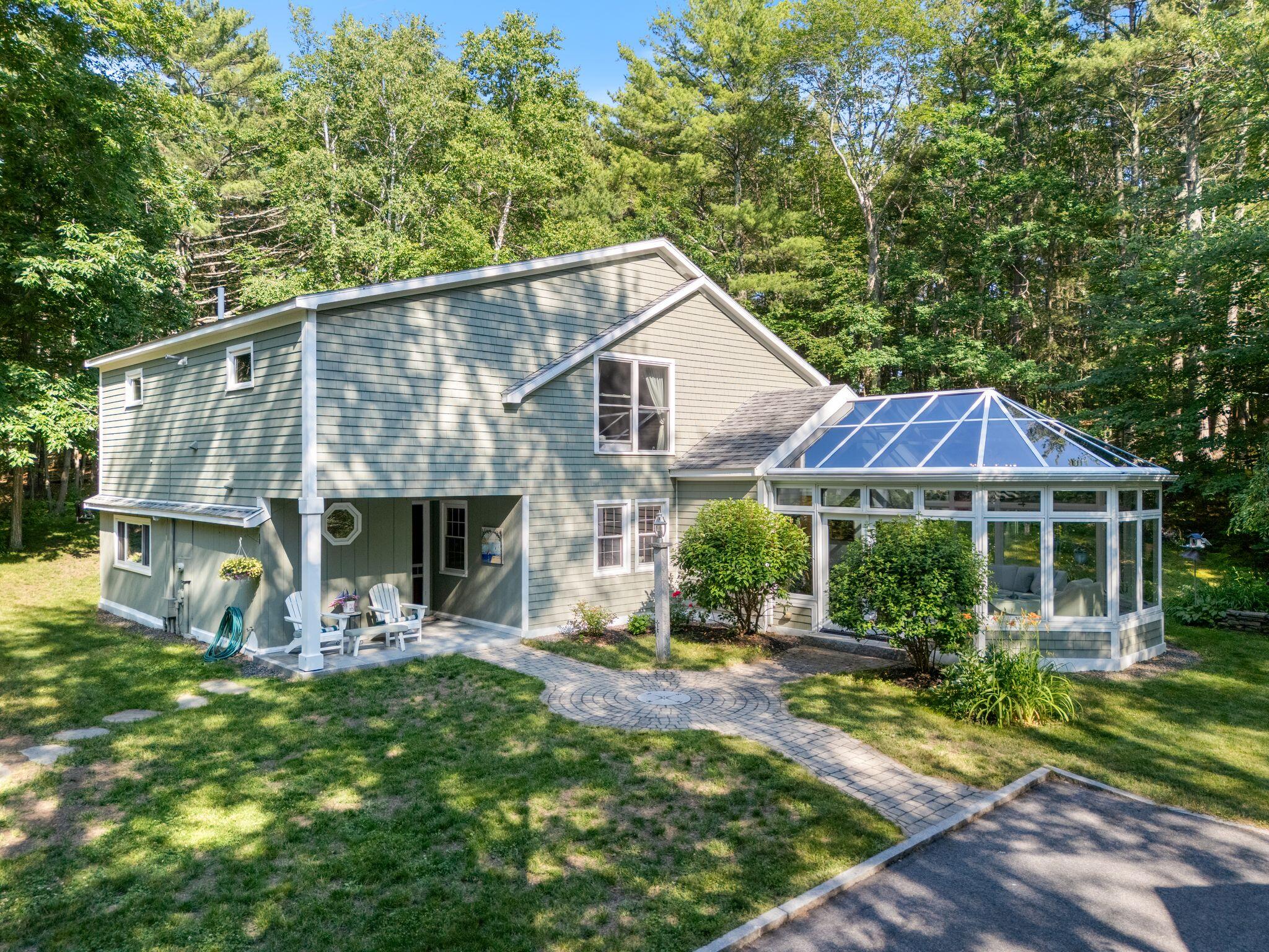 37 Pine Hill Road S