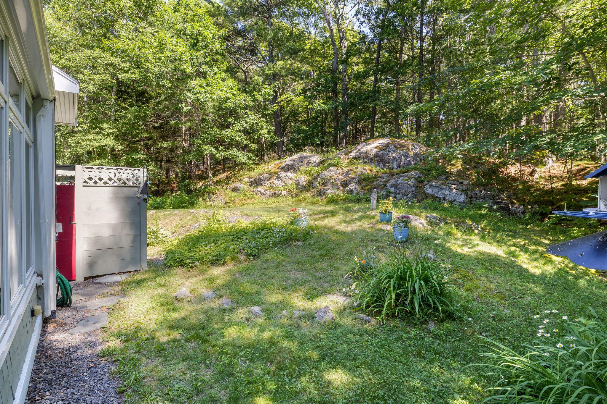37 Pine Hill Road S