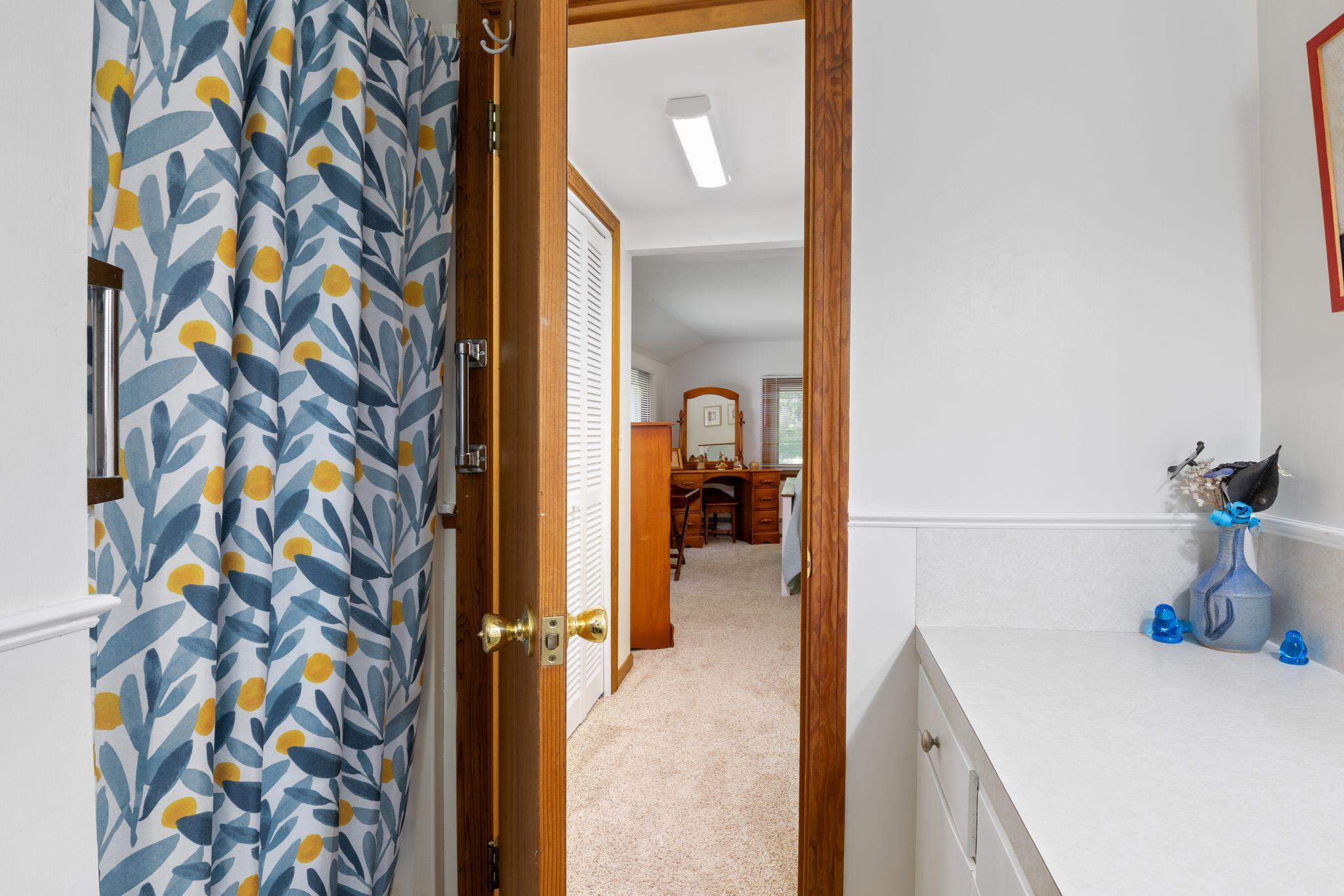 37 Pine Hill Road S