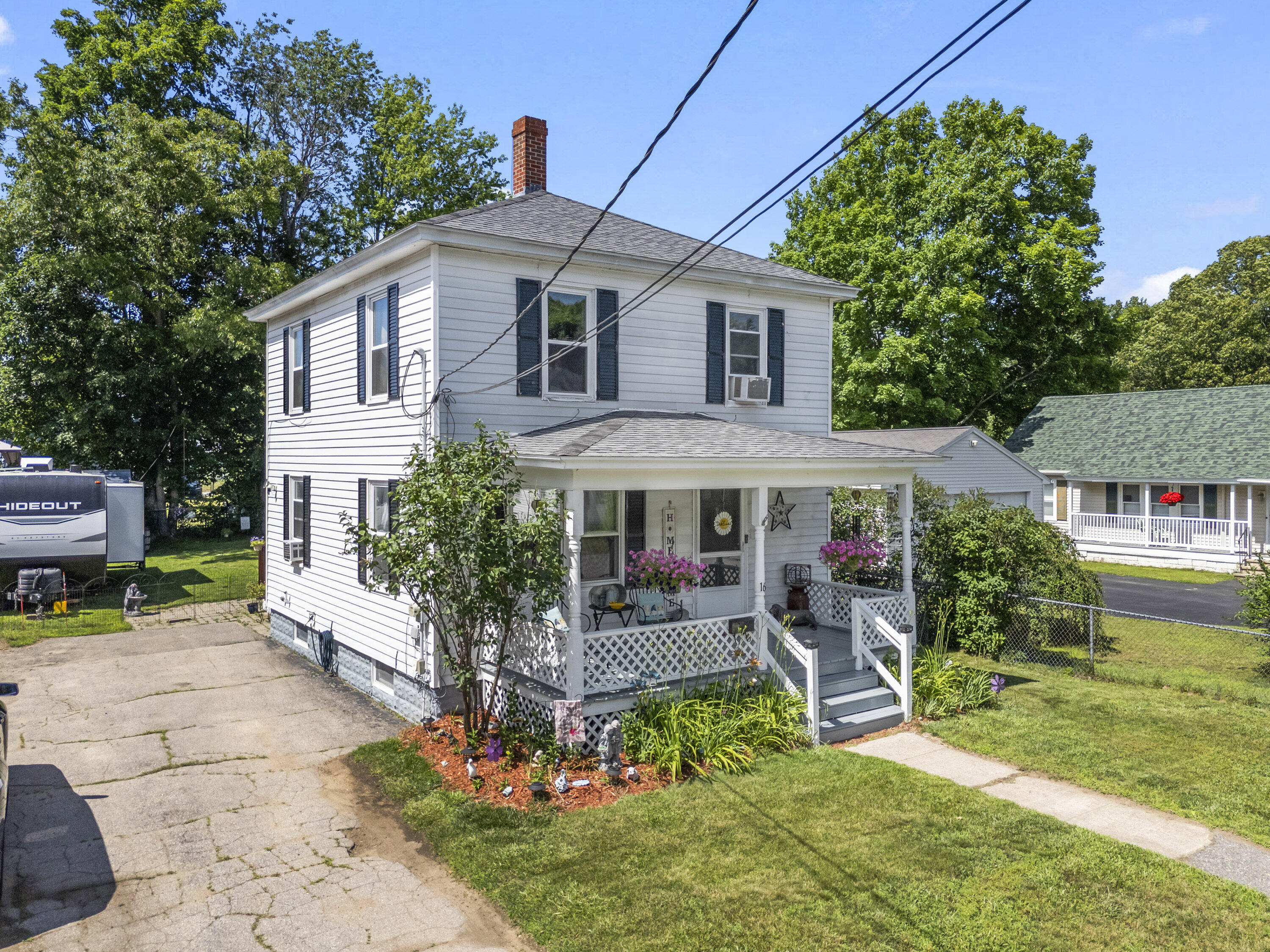 16 Essex Street