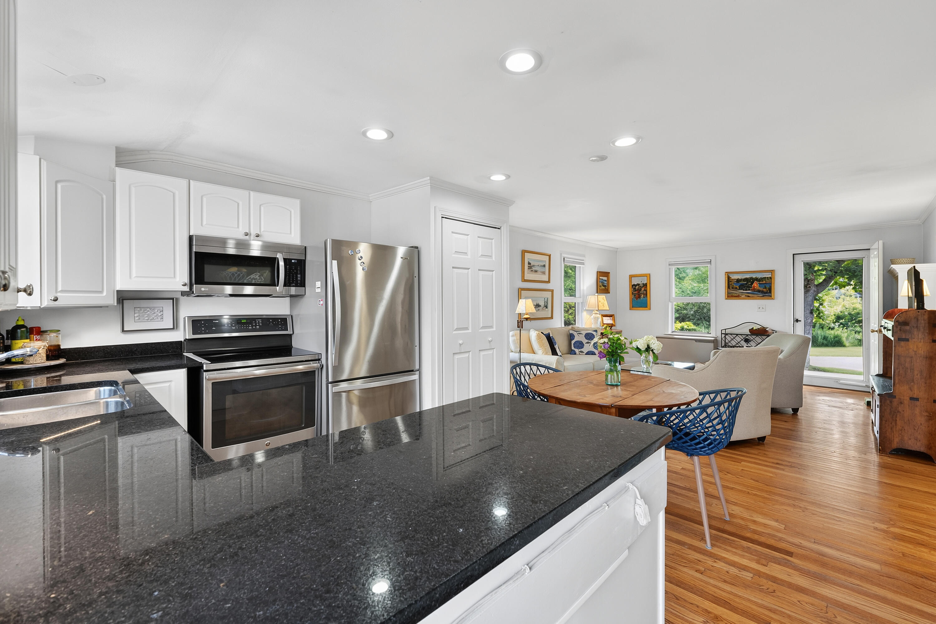 17 Woodside Meadow Road 7