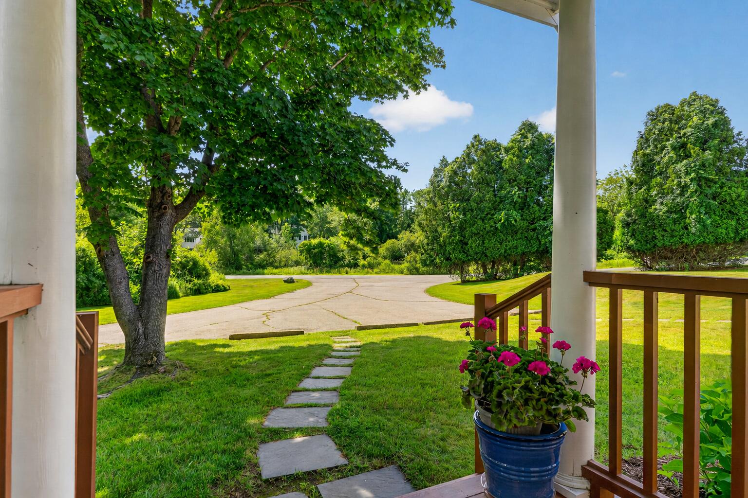 17 Woodside Meadow Road 7