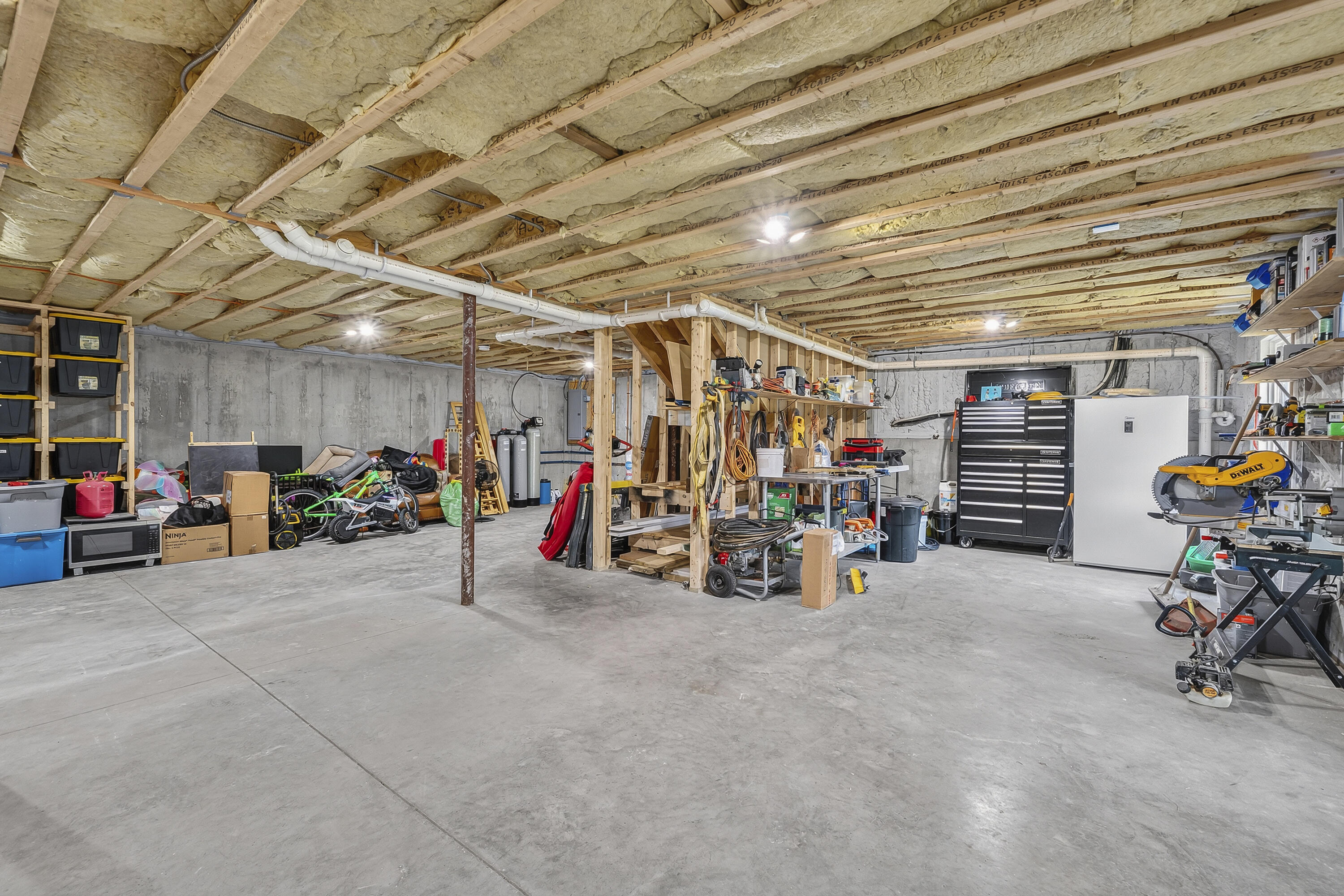 296 Ford Quint Road