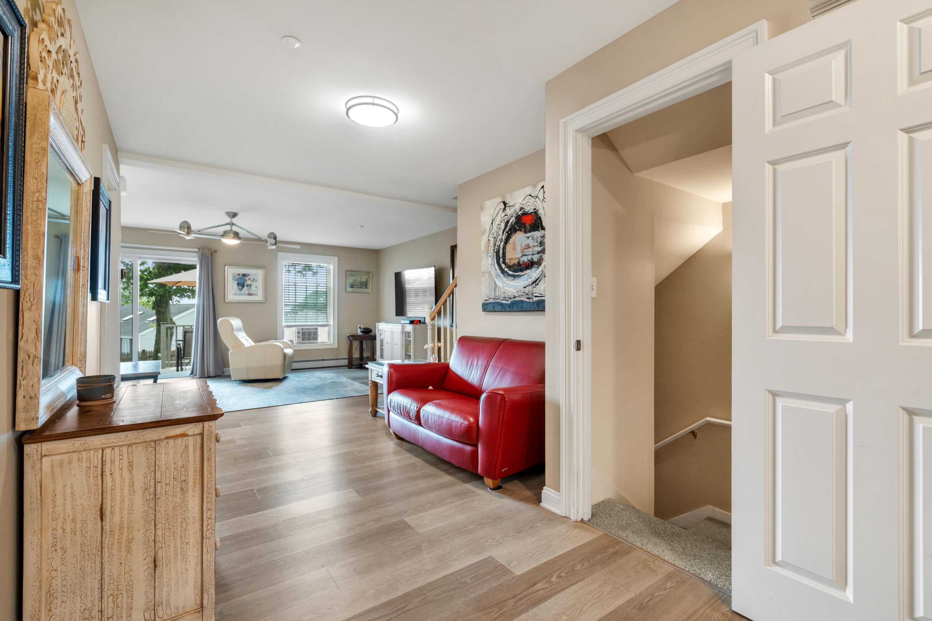 1383 Post Road 1