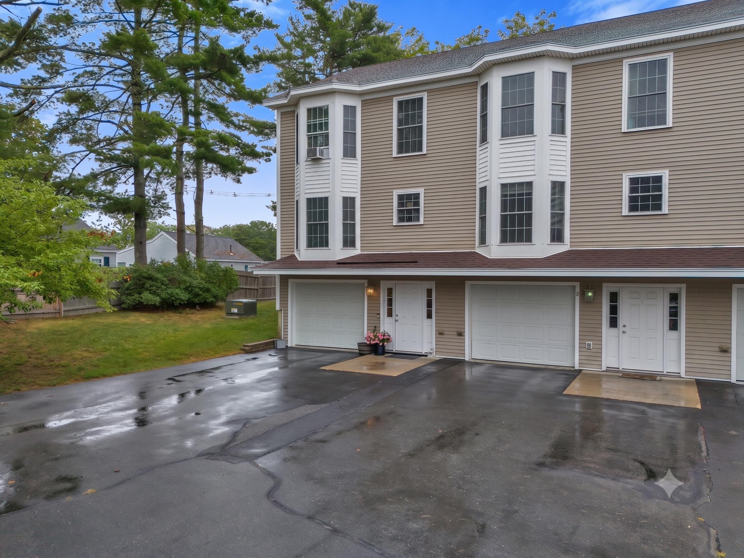 1383 Post Road 1