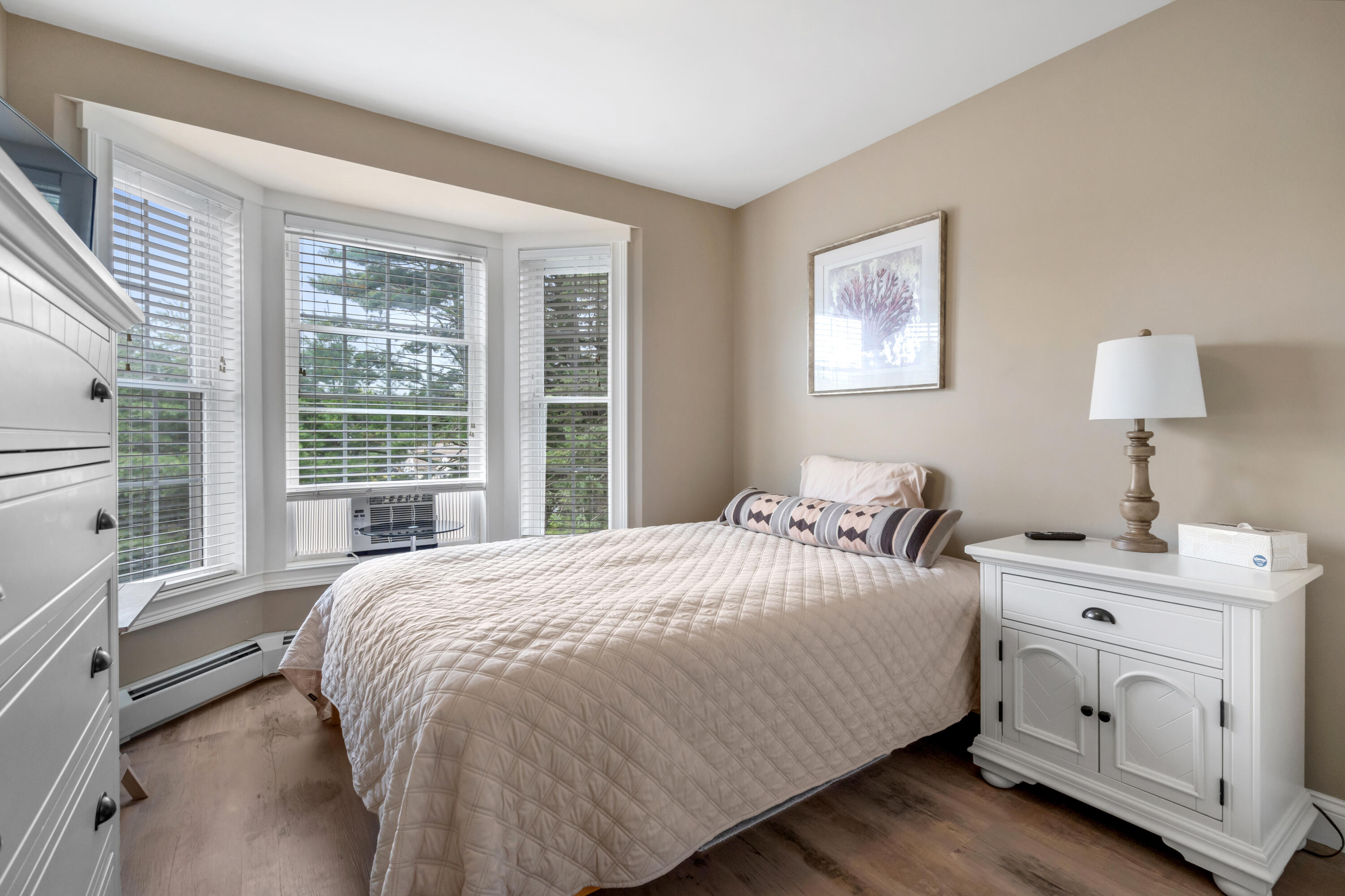 1383 Post Road 1
