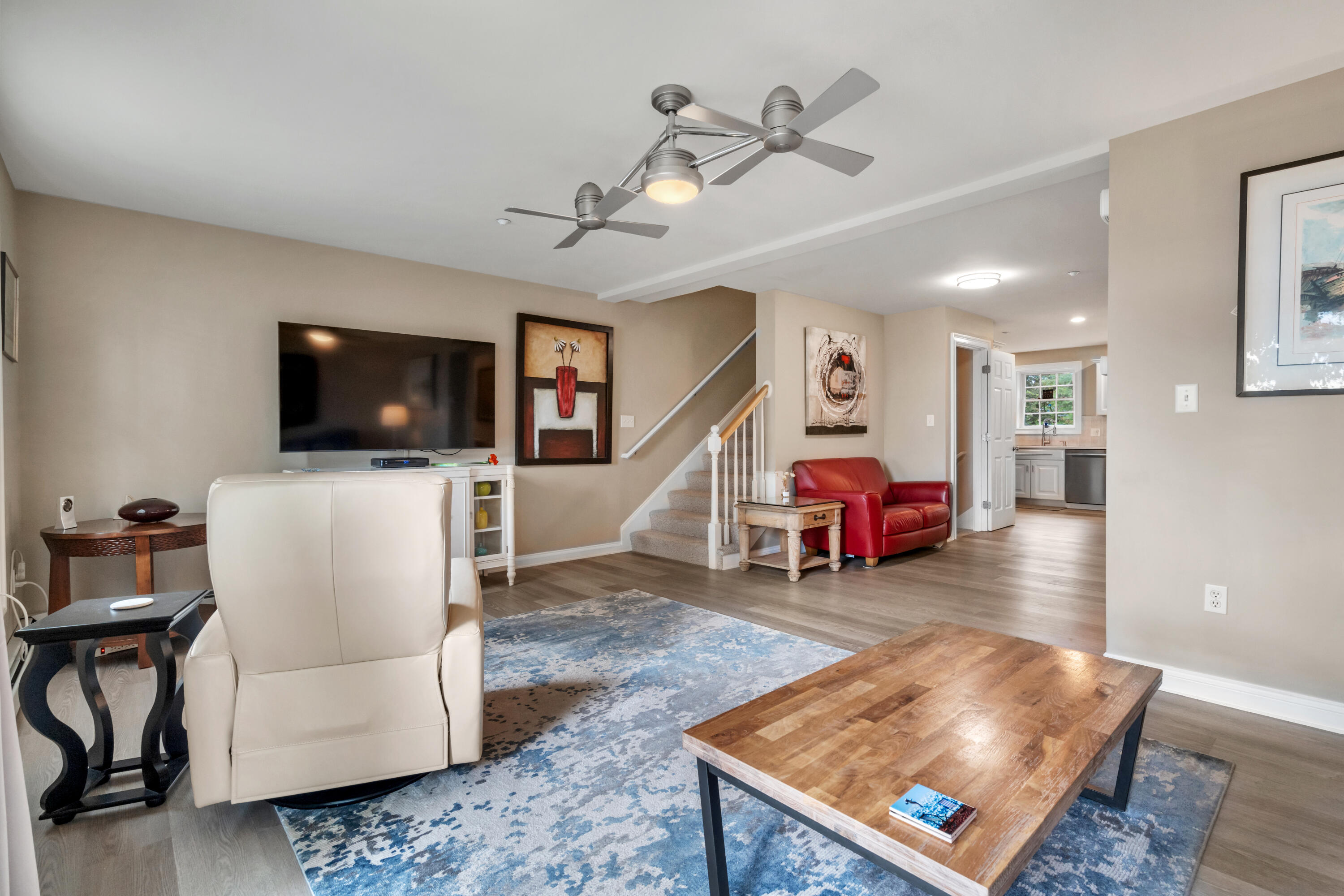 1383 Post Road 1