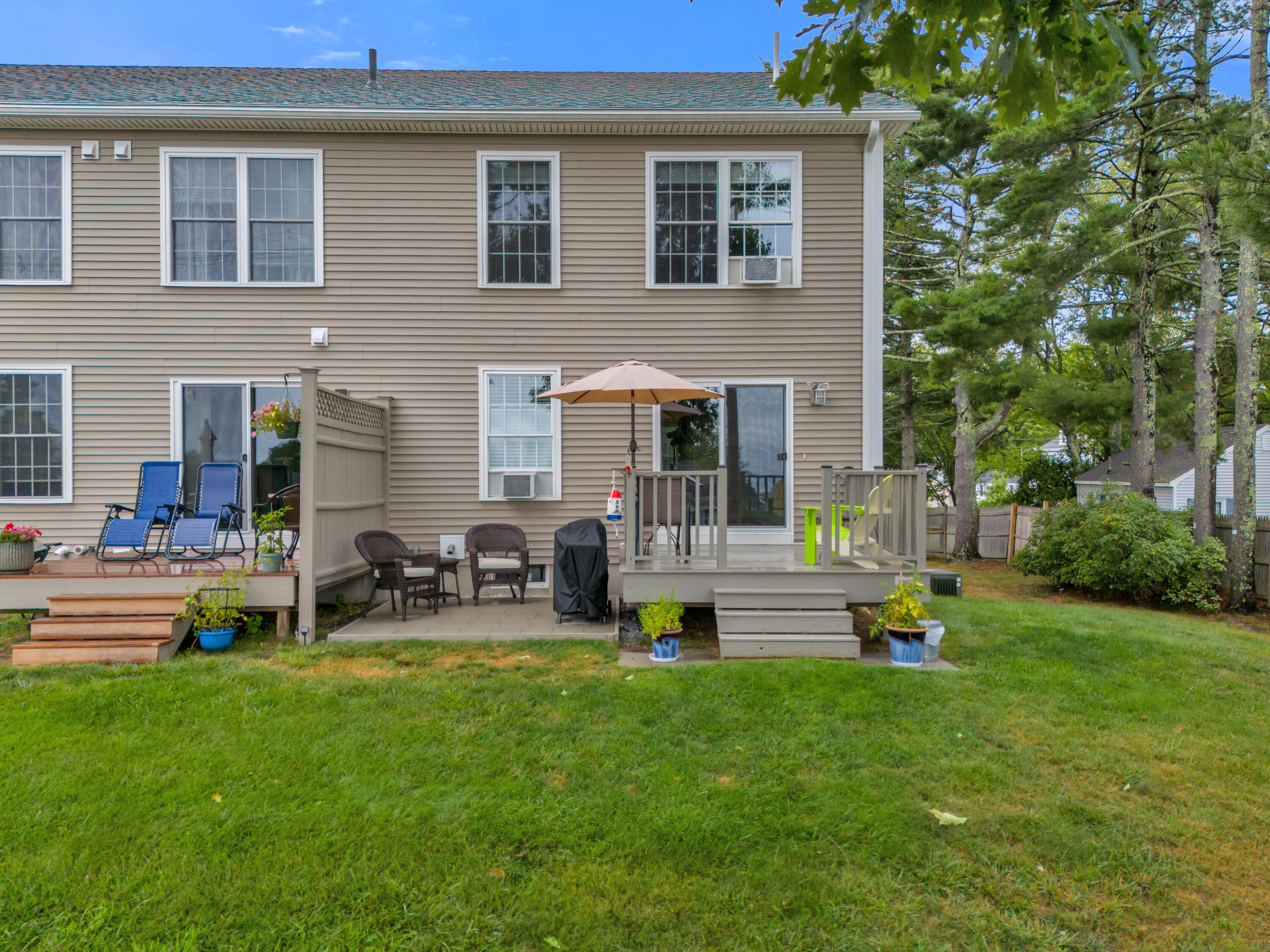 1383 Post Road 1