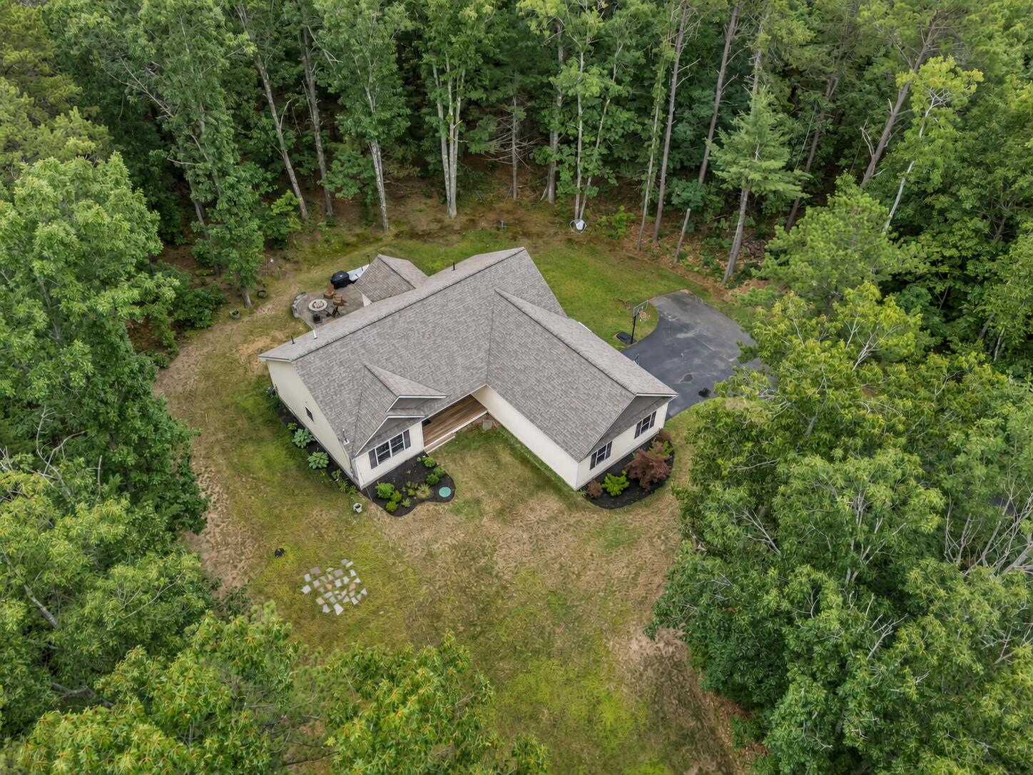 4 Huckleberry Lane