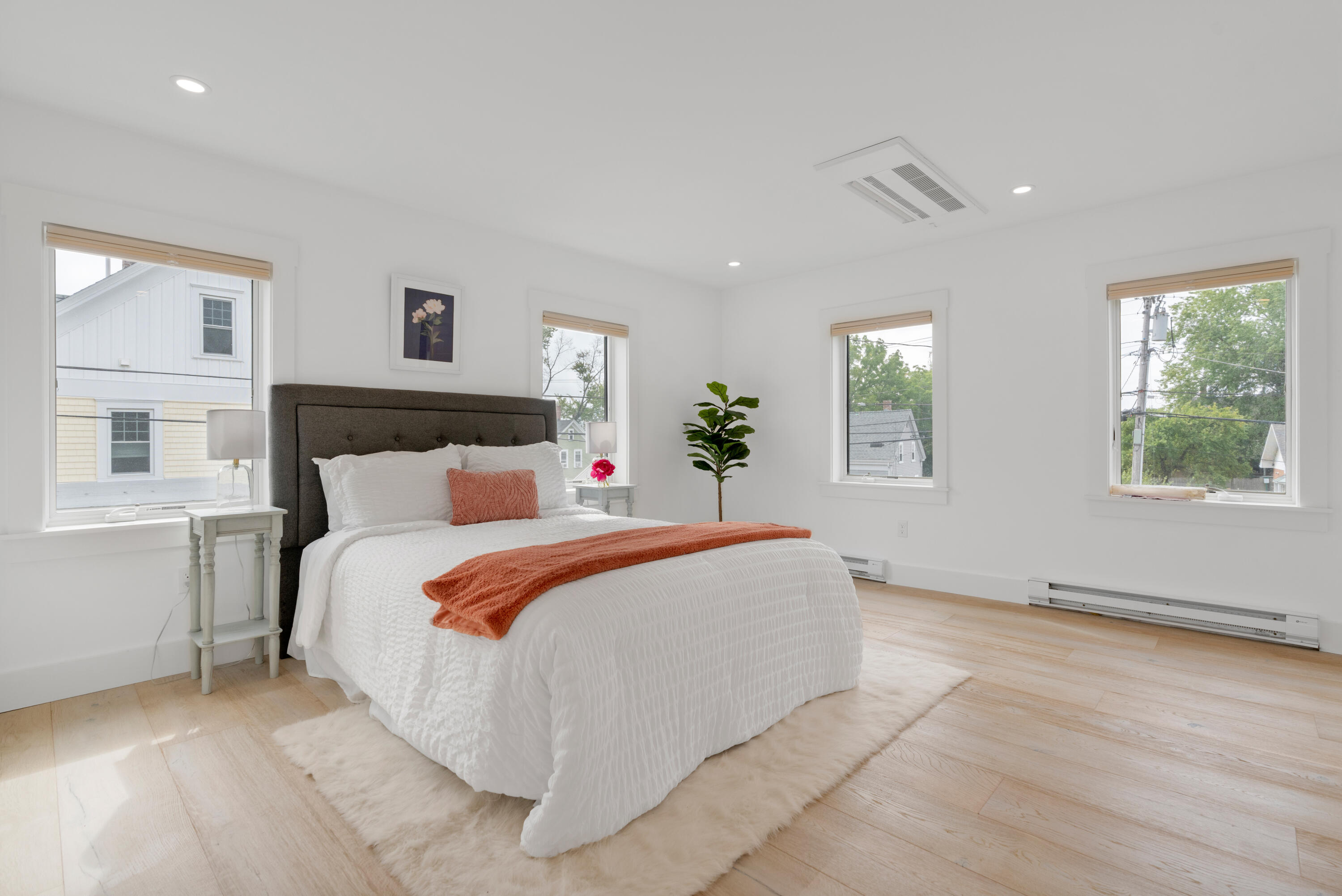 13 Jones Avenue 13 