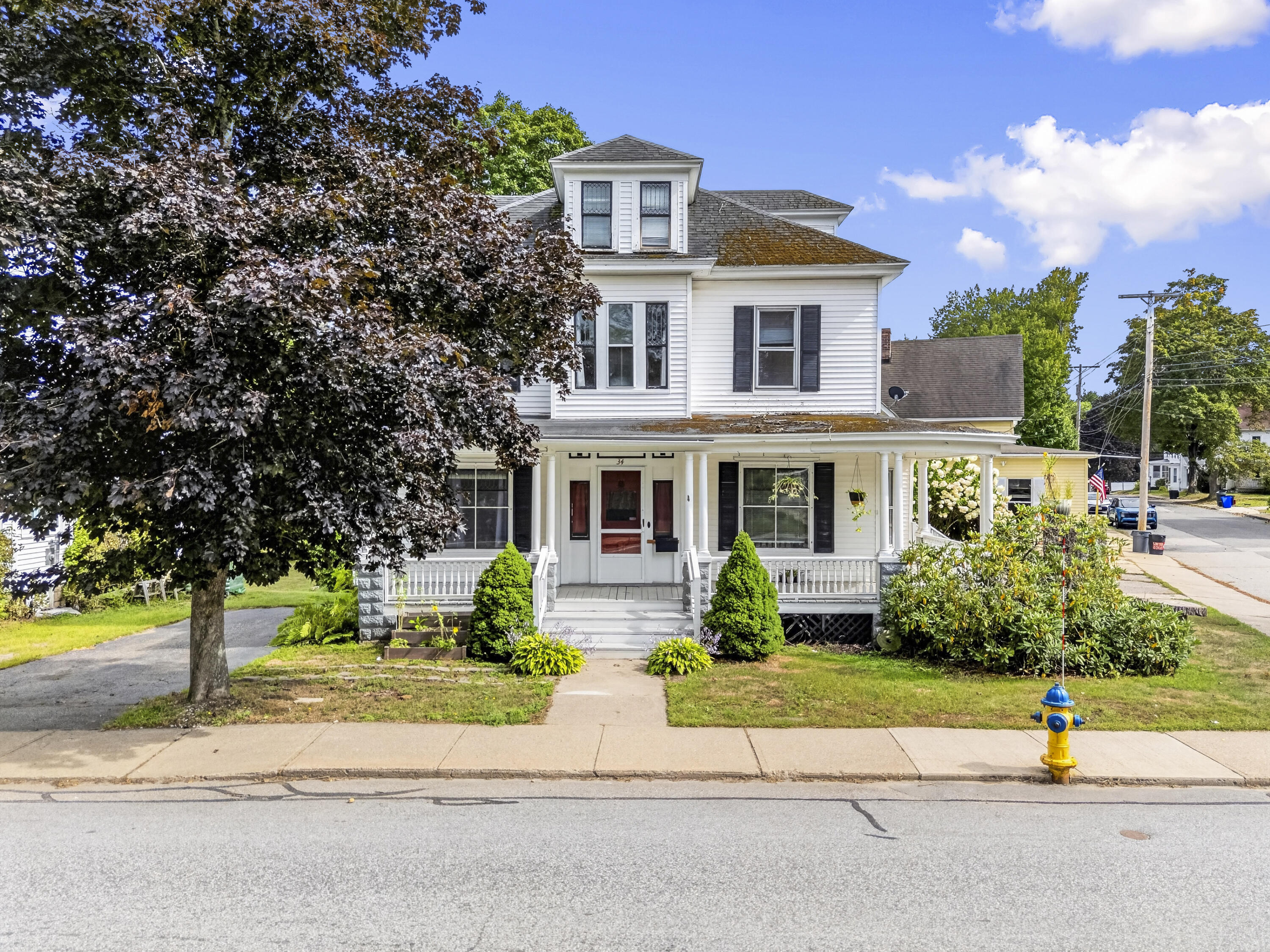 34 Oak Street