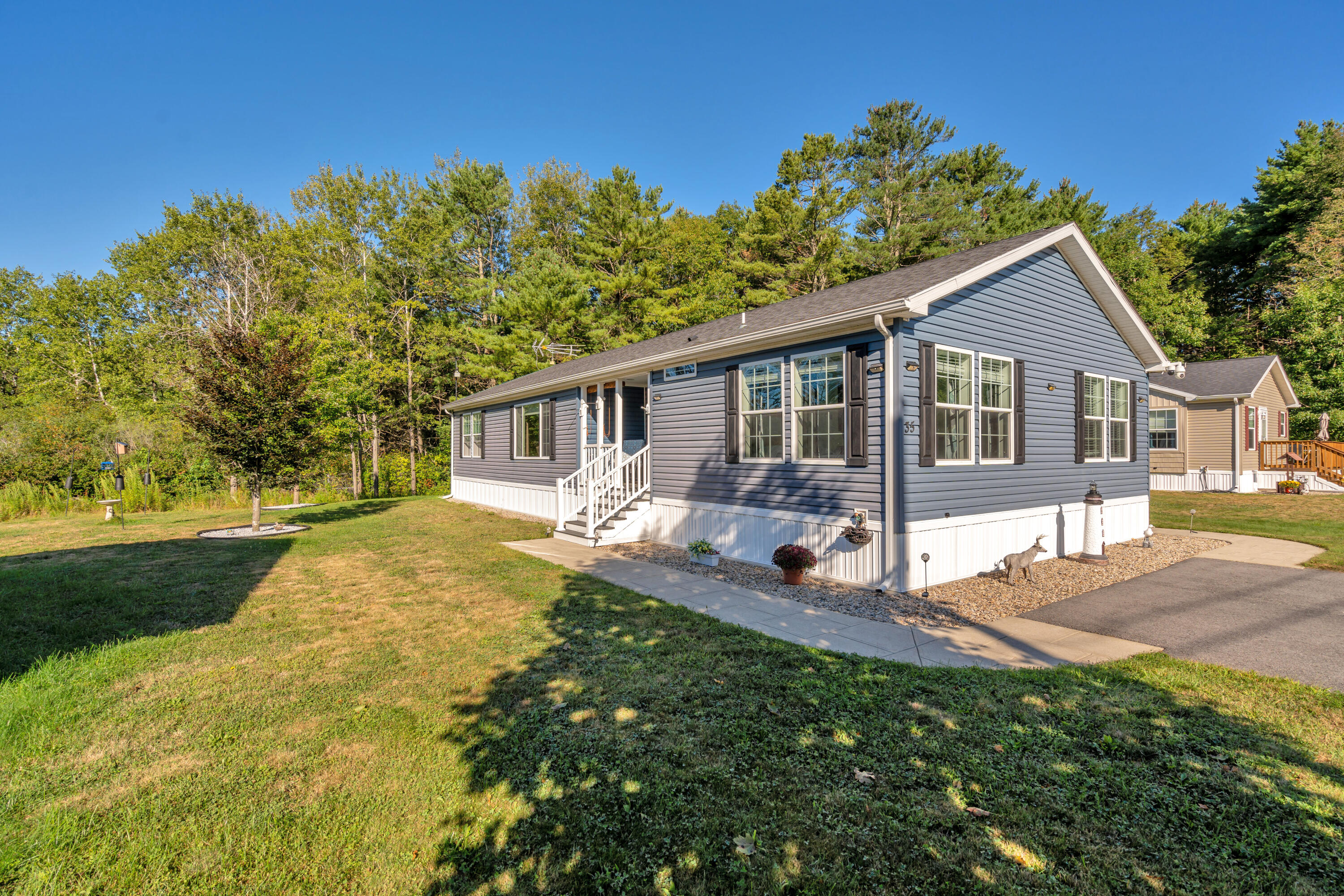 35 Sandalwood Circle
