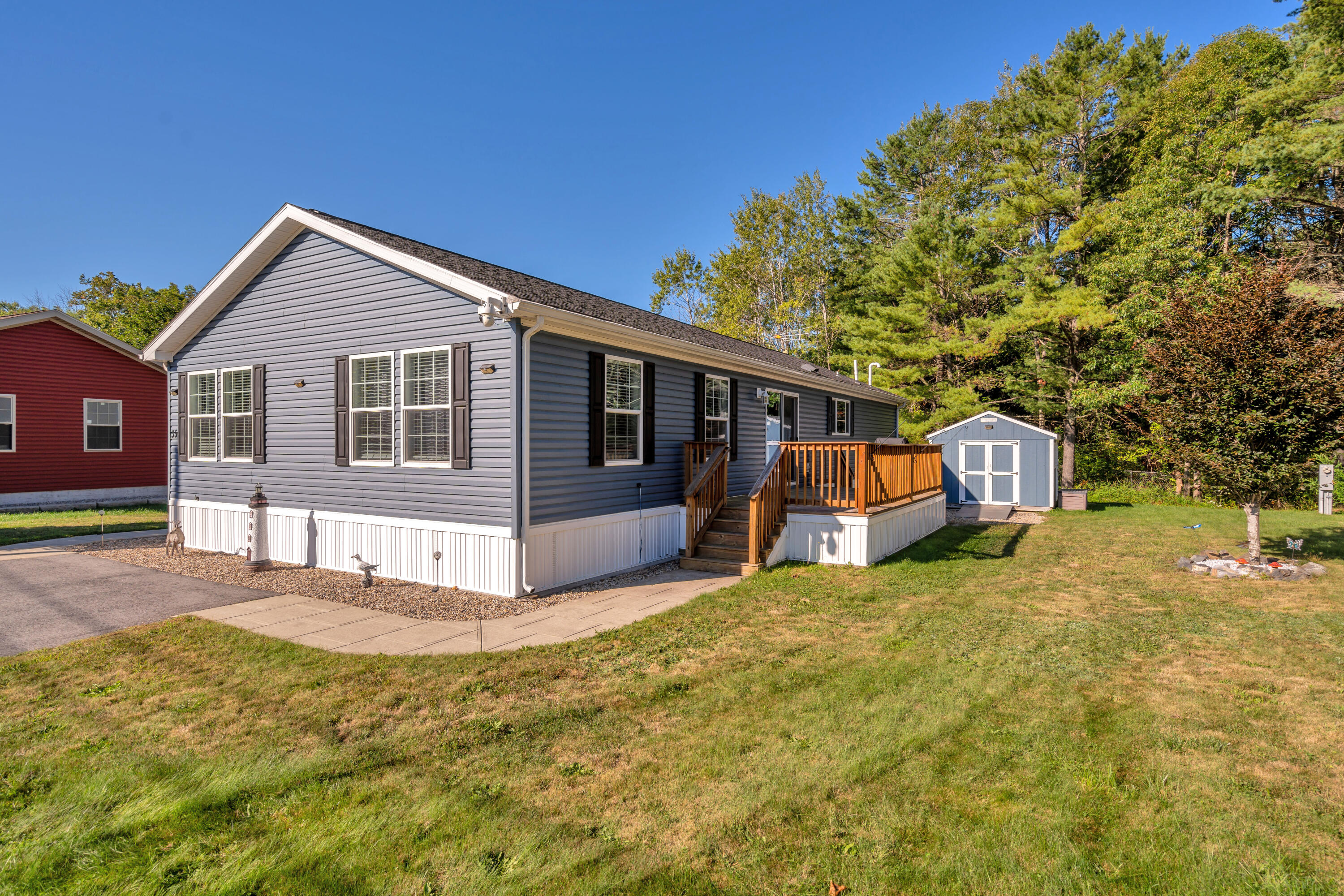 35 Sandalwood Circle
