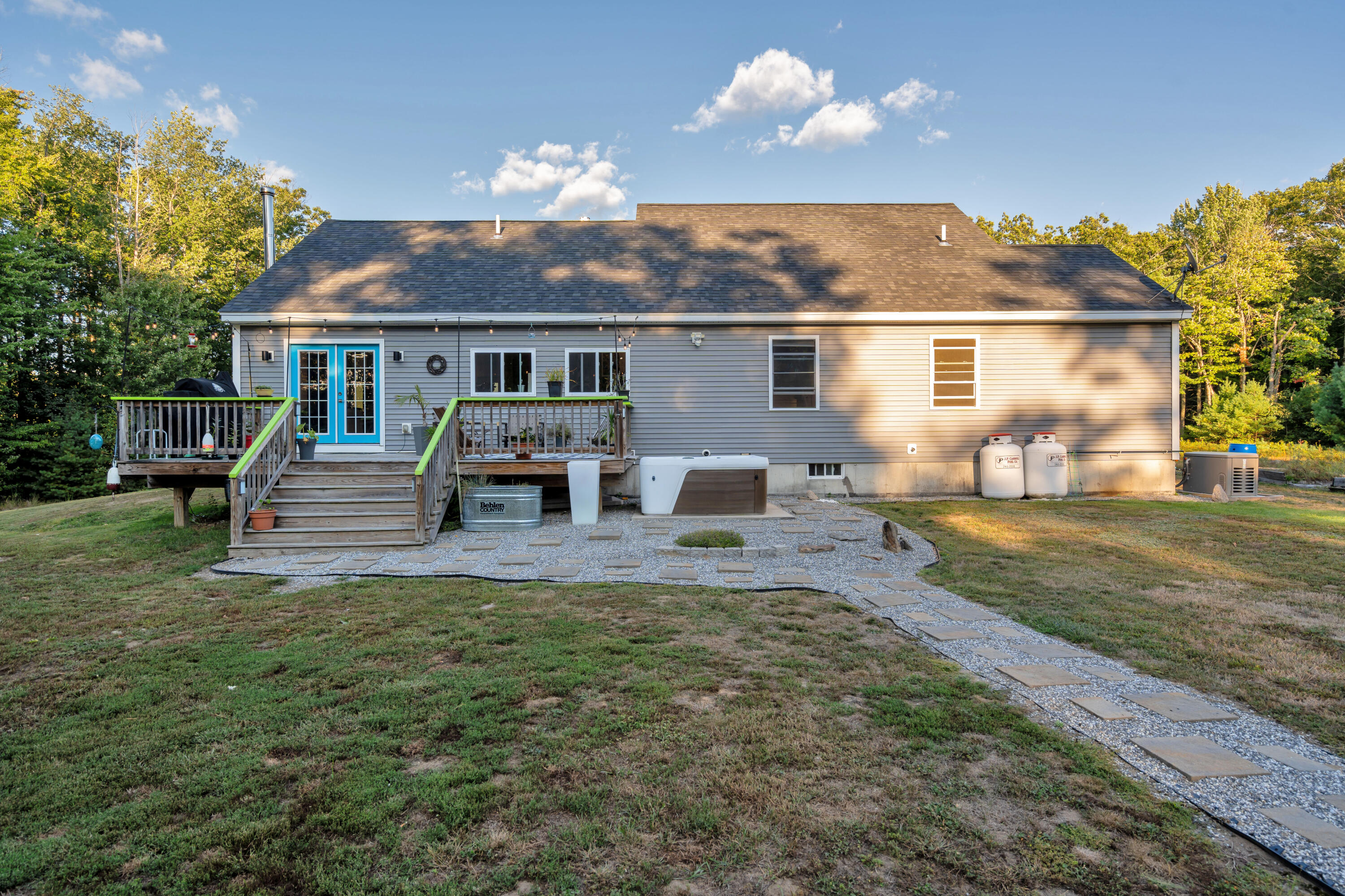 1060 West Road