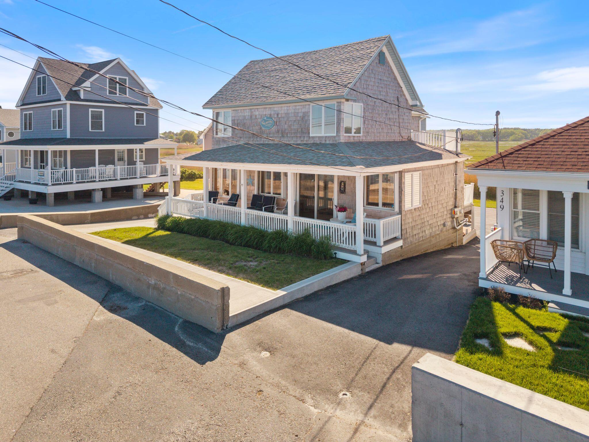 351-353 Webhannet Drive
