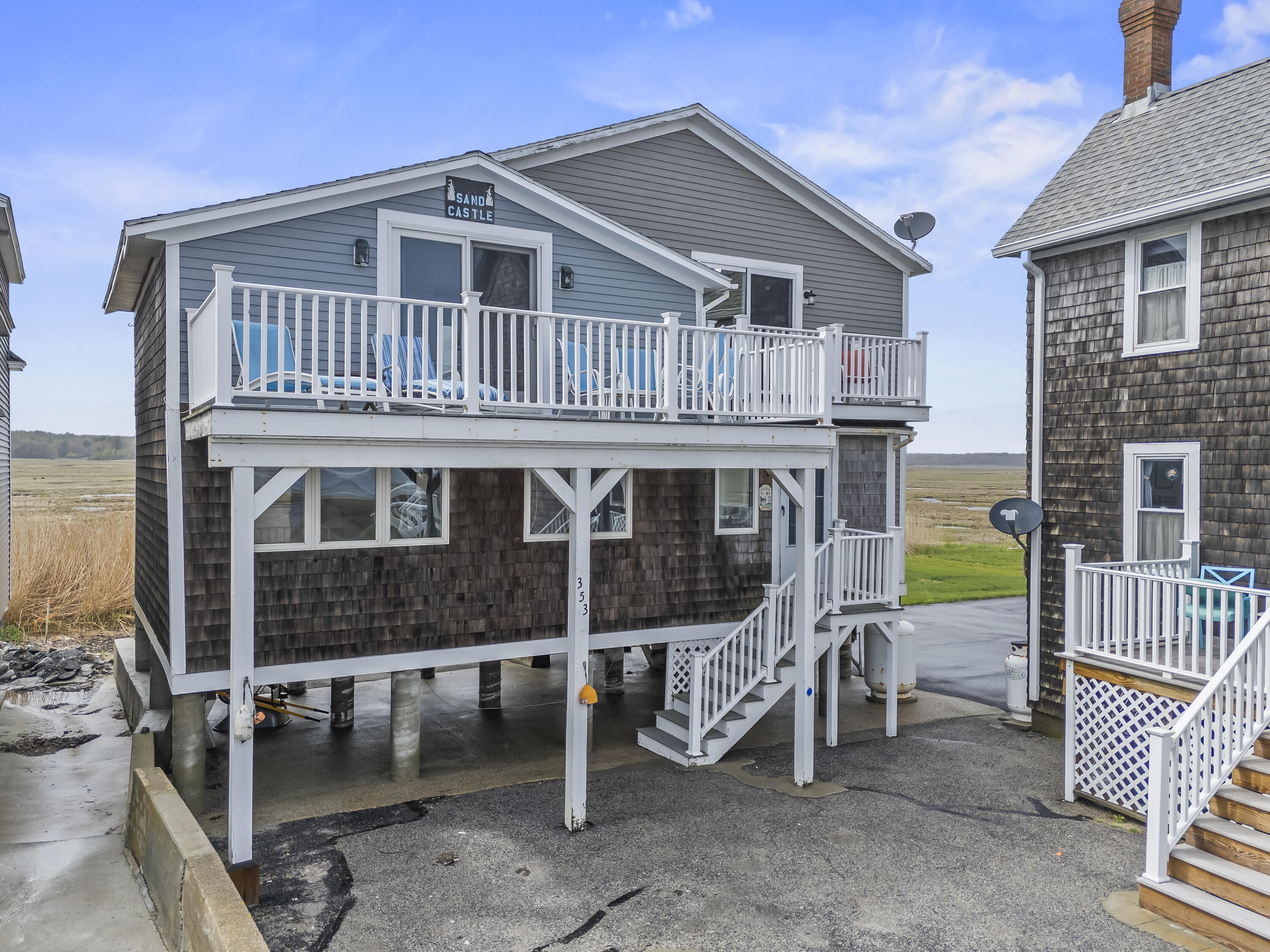351-353 Webhannet Drive