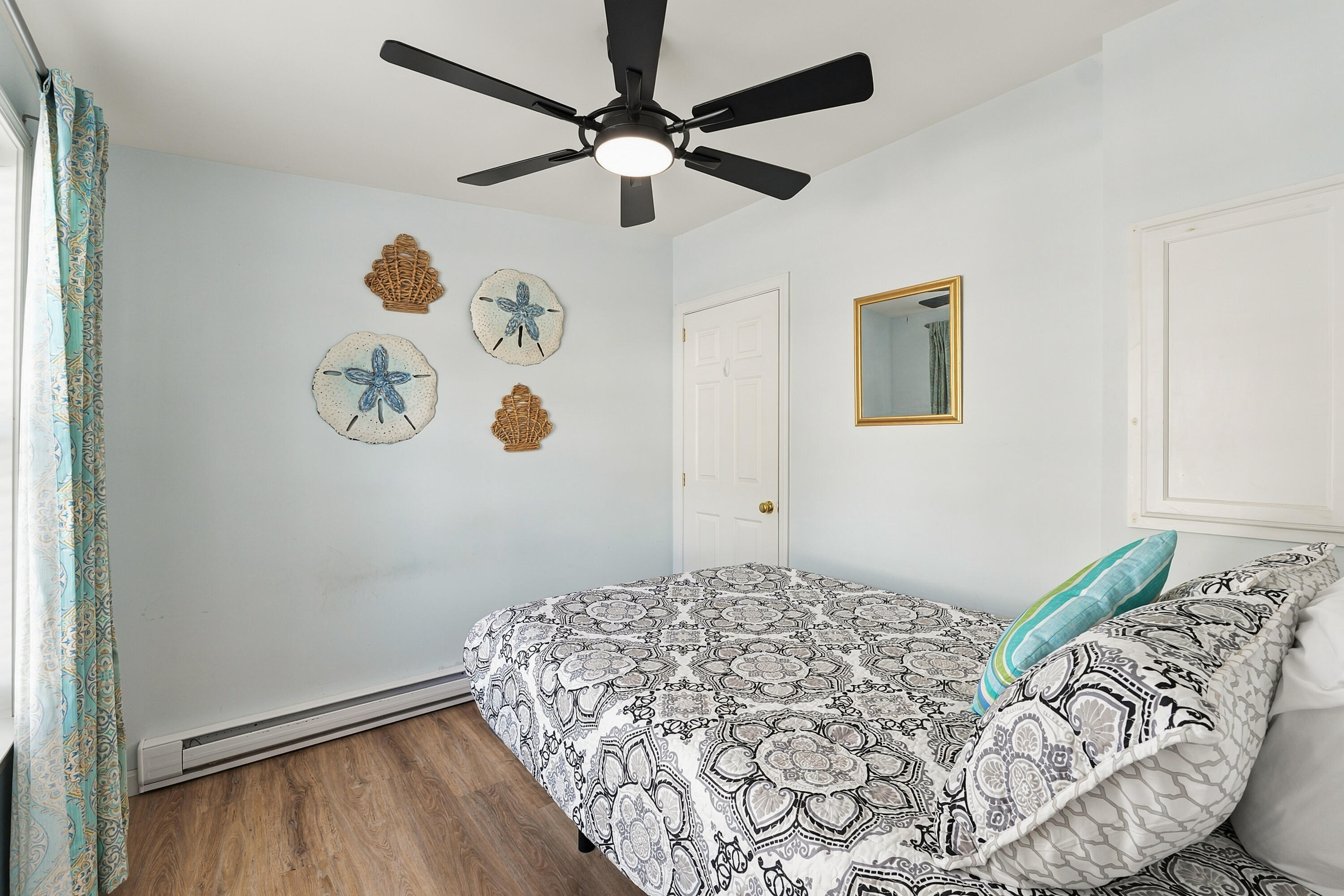 412 Post Road 232