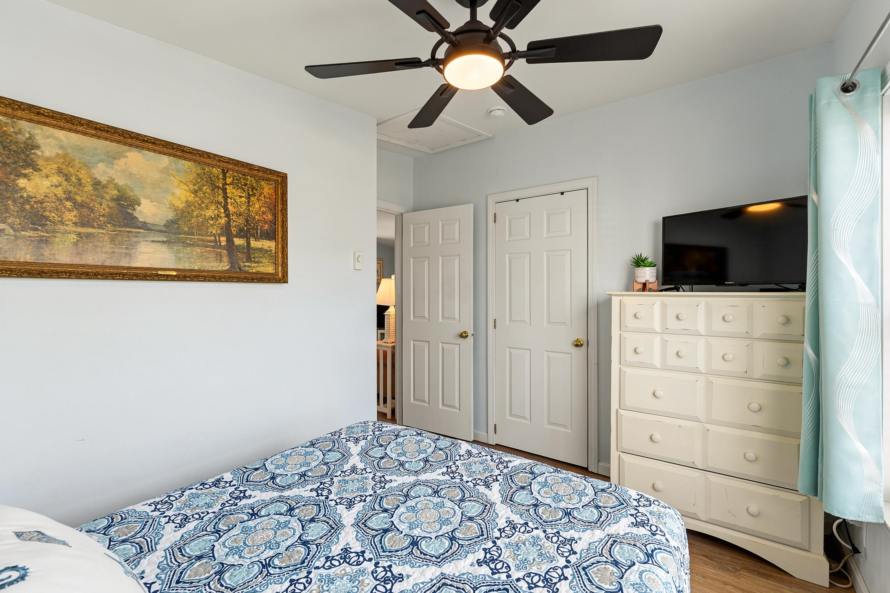 412 Post Road 232