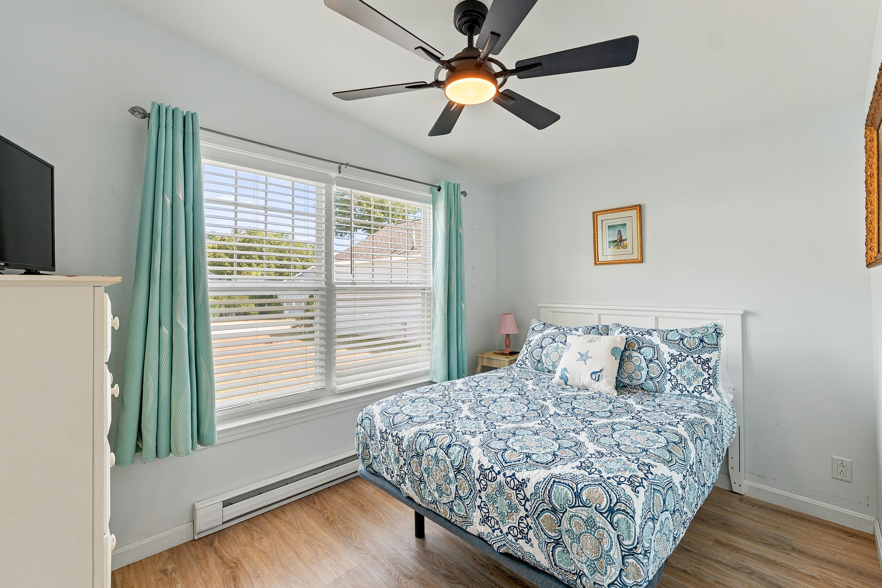 412 Post Road 232