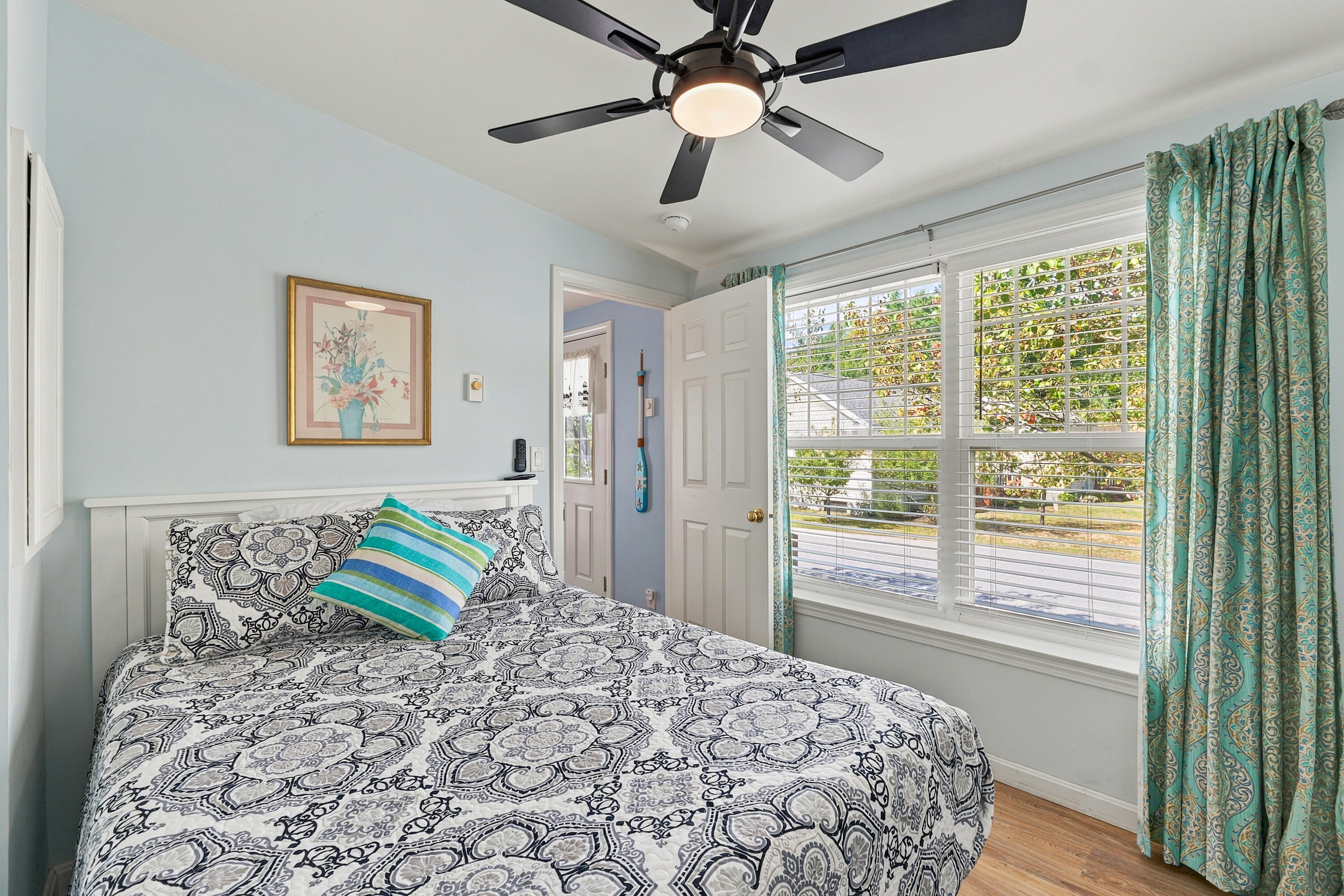412 Post Road 232