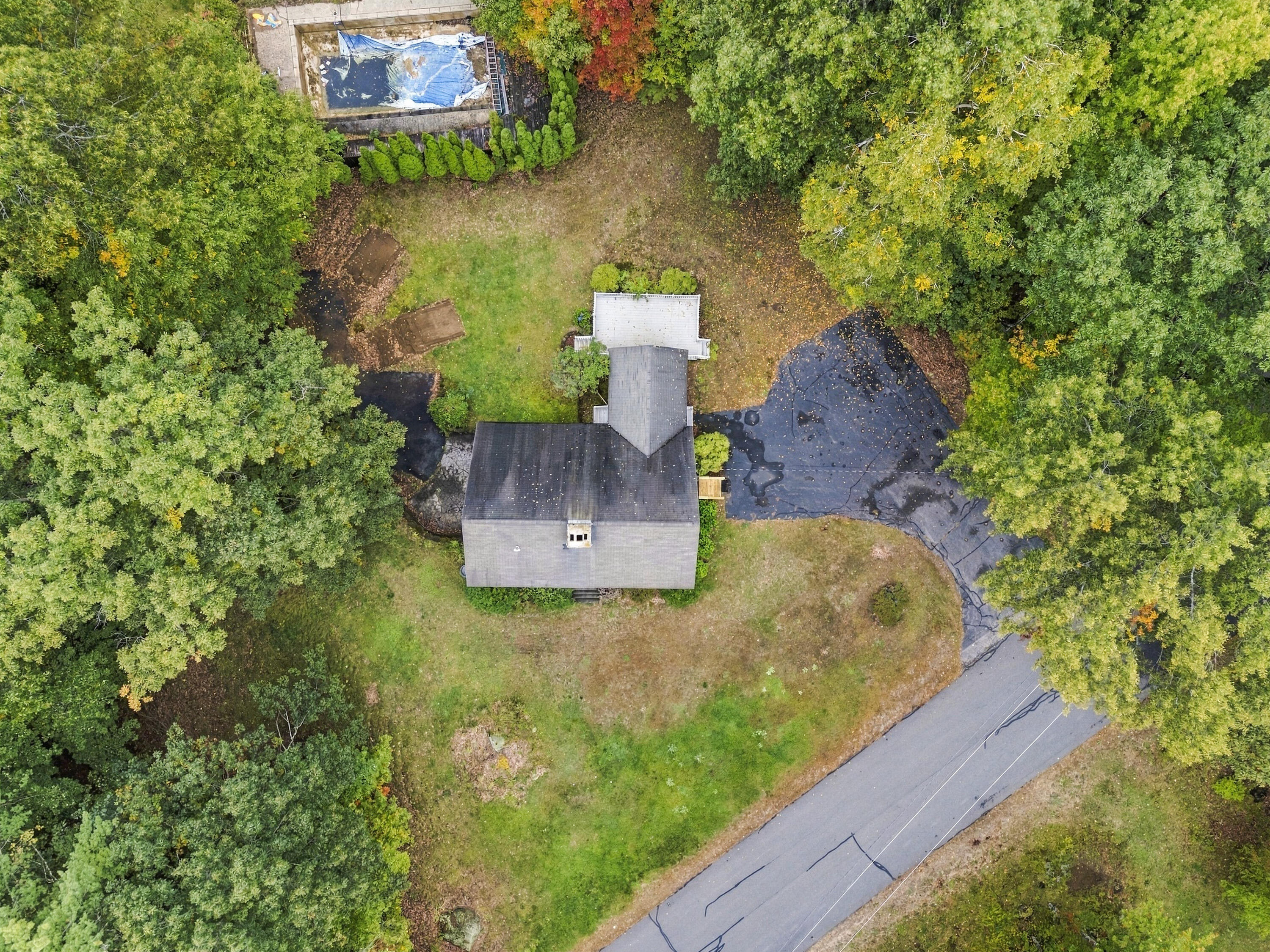2 Oak Ridge Road