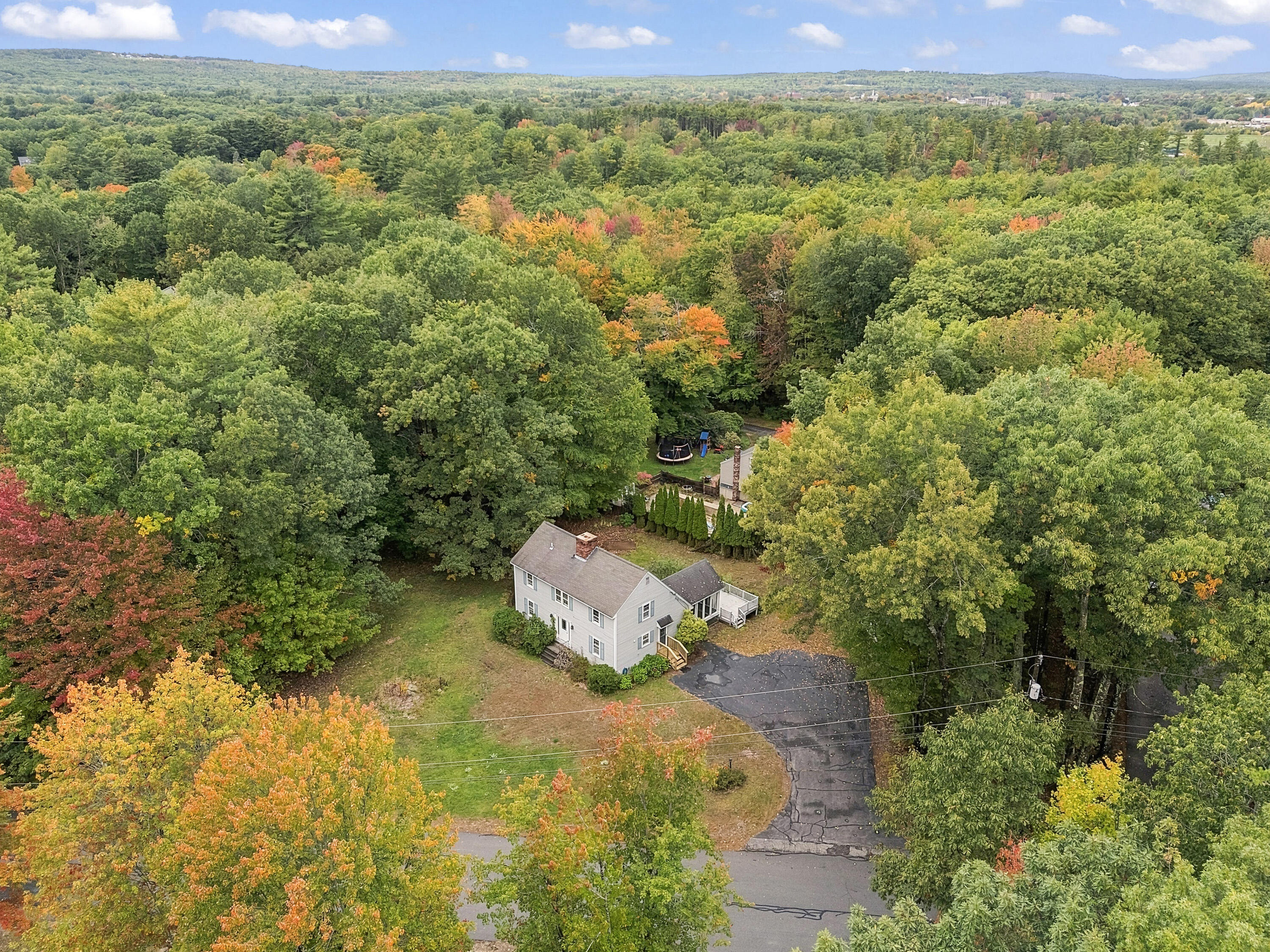 2 Oak Ridge Road