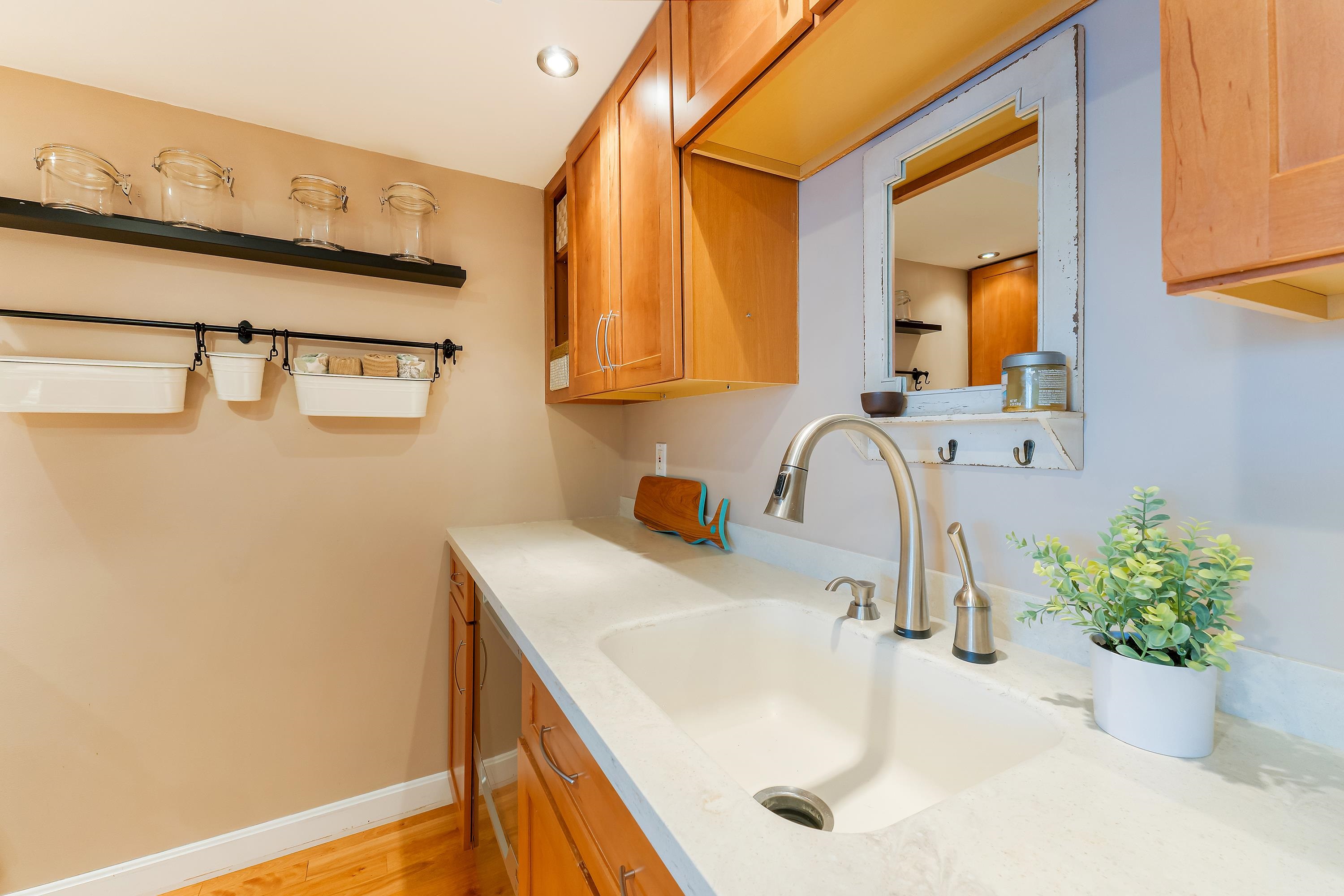 59 Deer Street Unit: 519