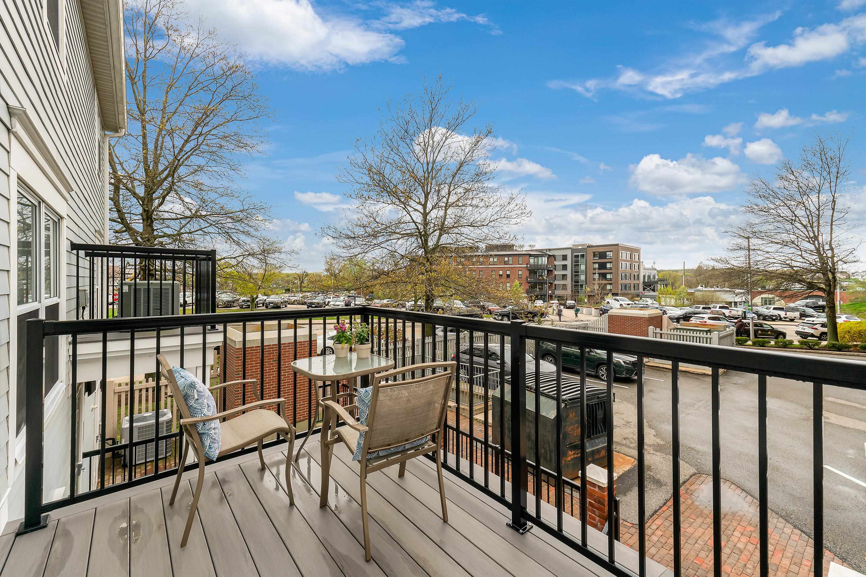 59 Deer Street Unit: 519
