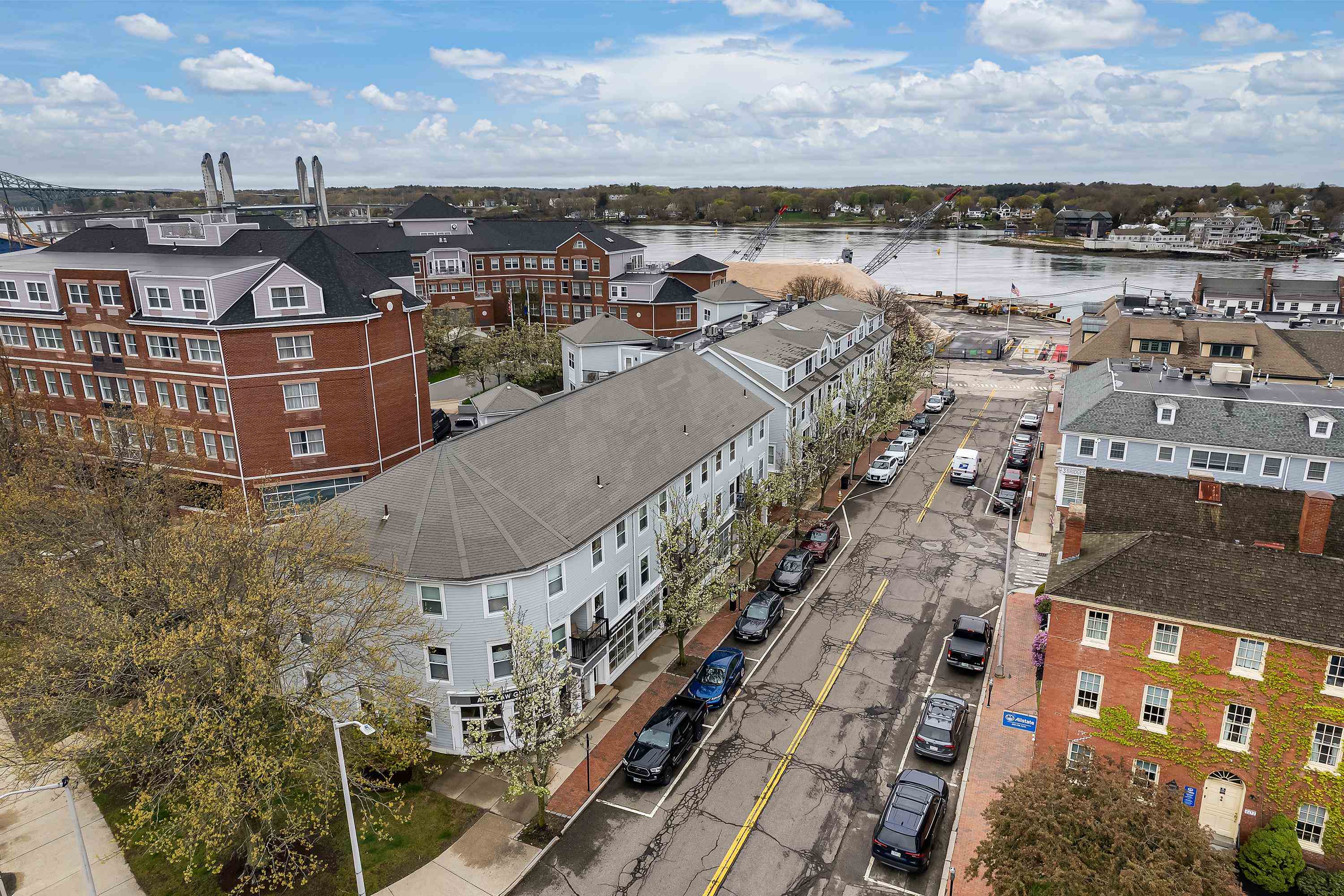 59 Deer Street Unit: 519