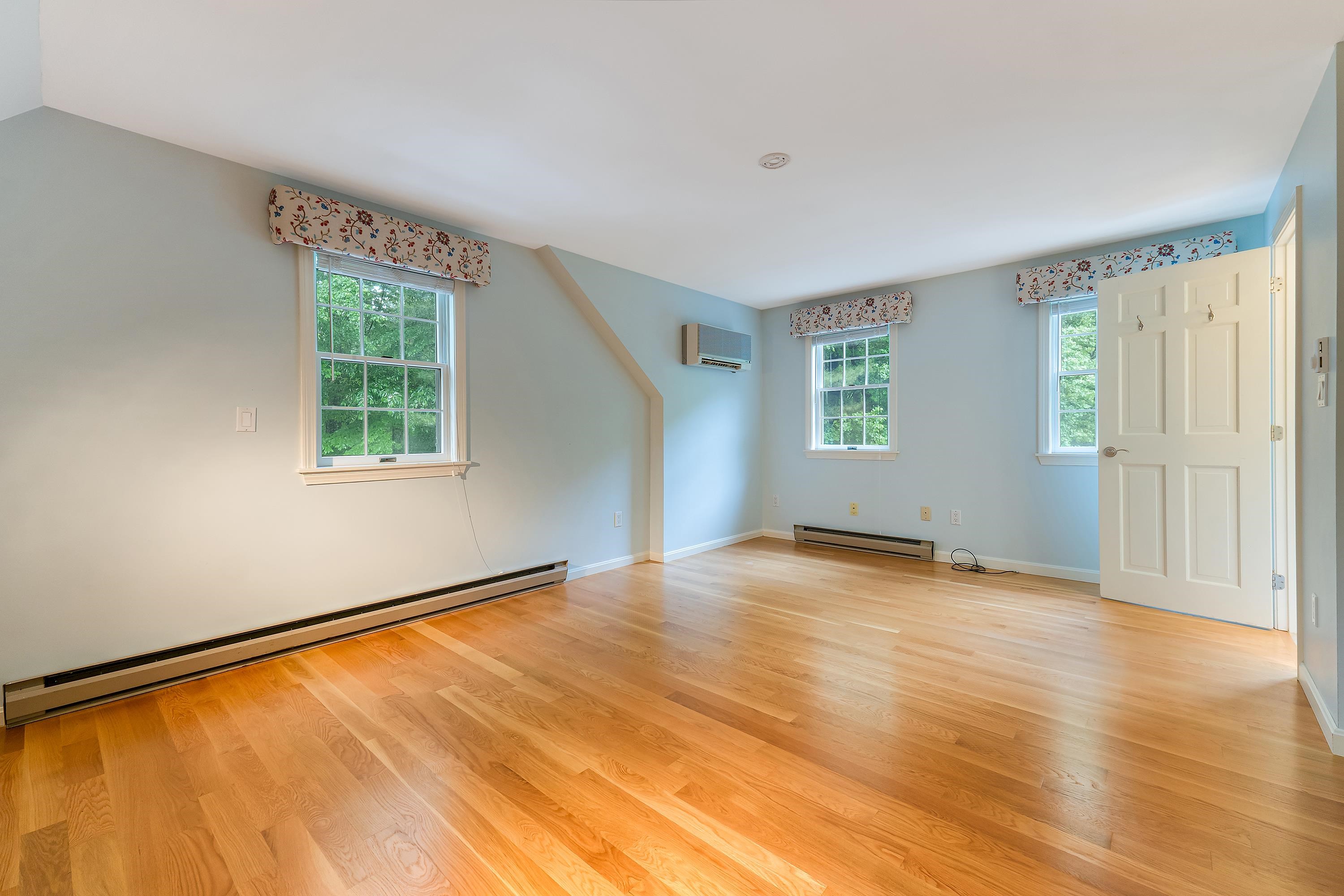 102 Woodland Road