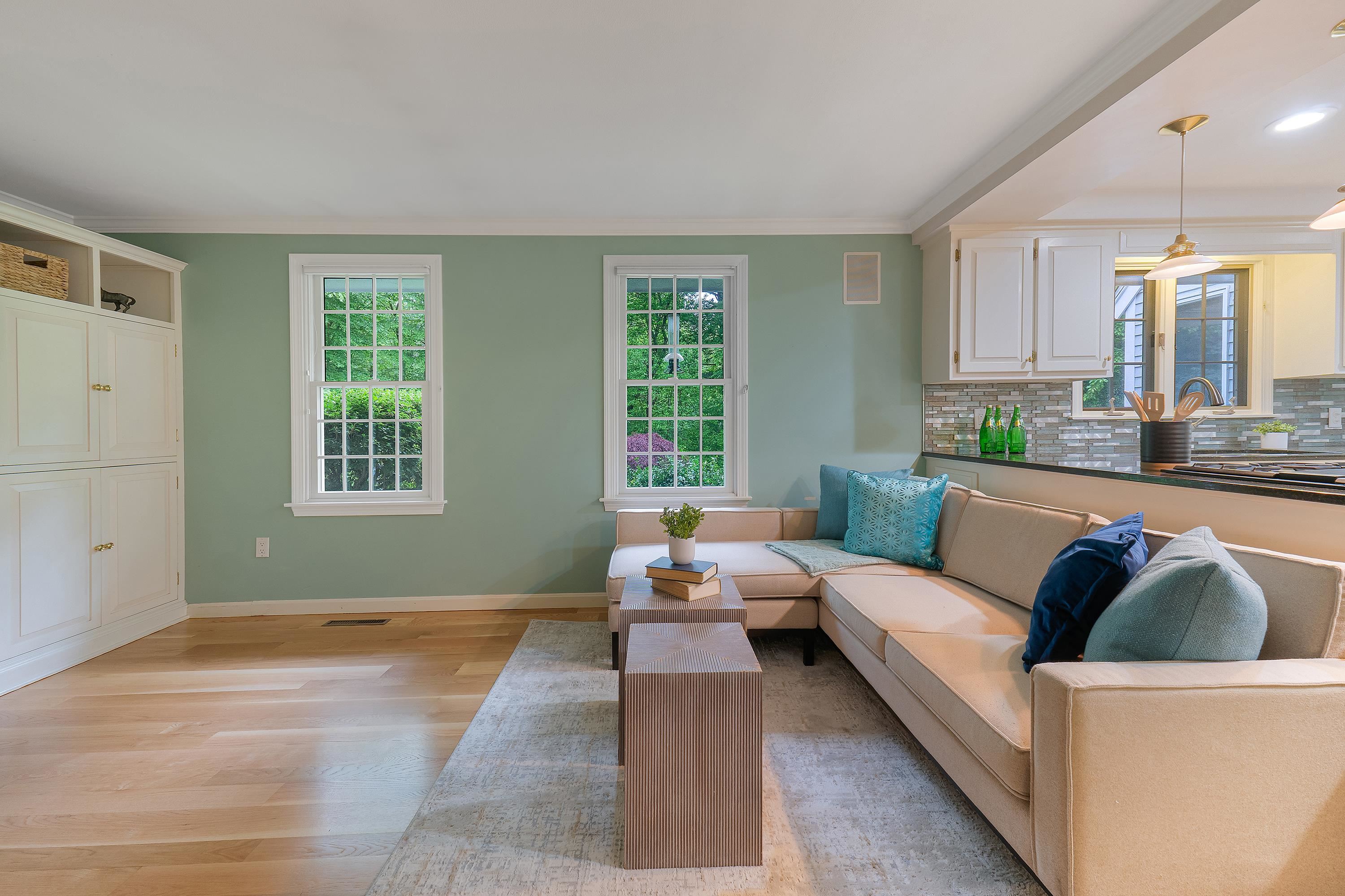 102 Woodland Road