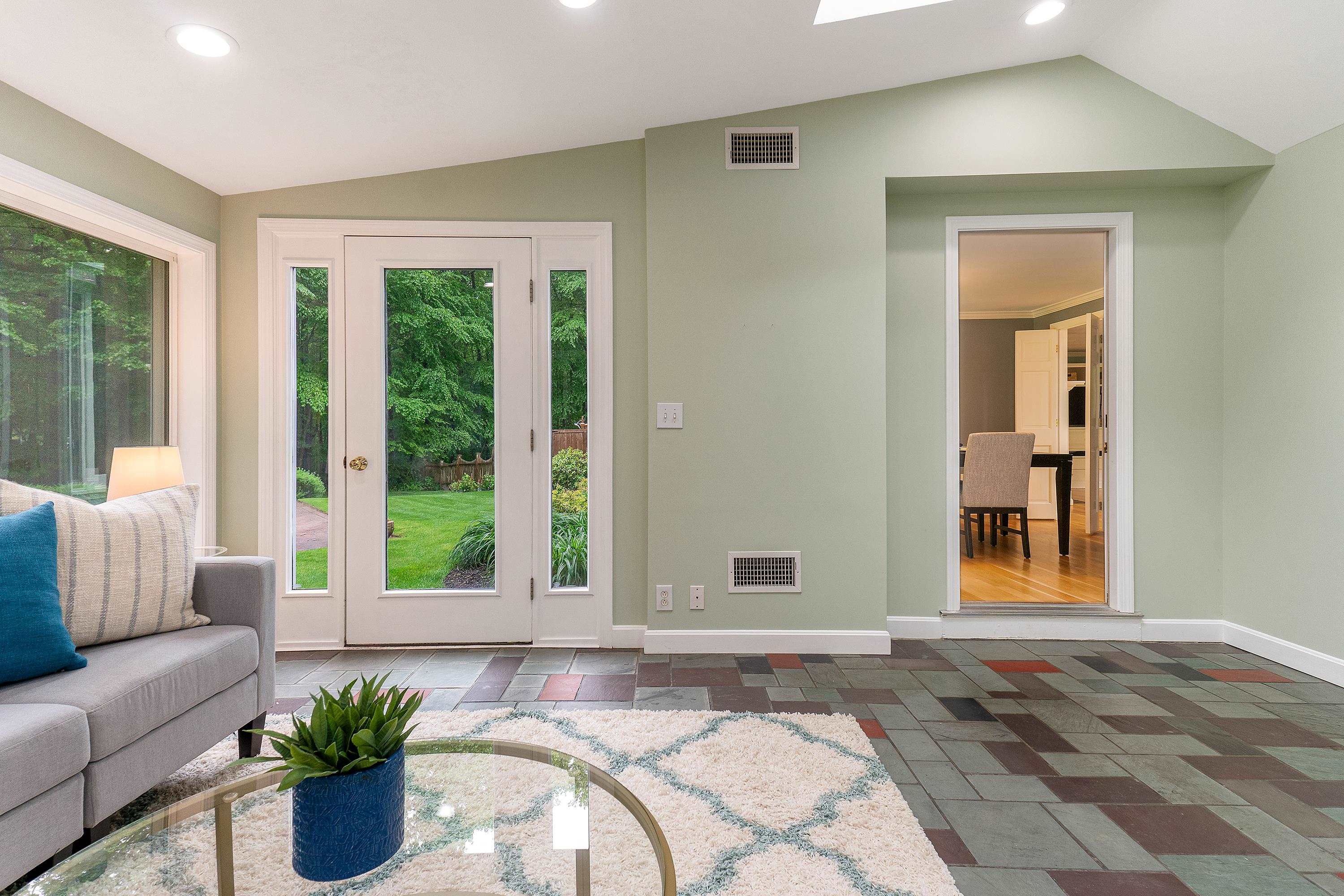 102 Woodland Road