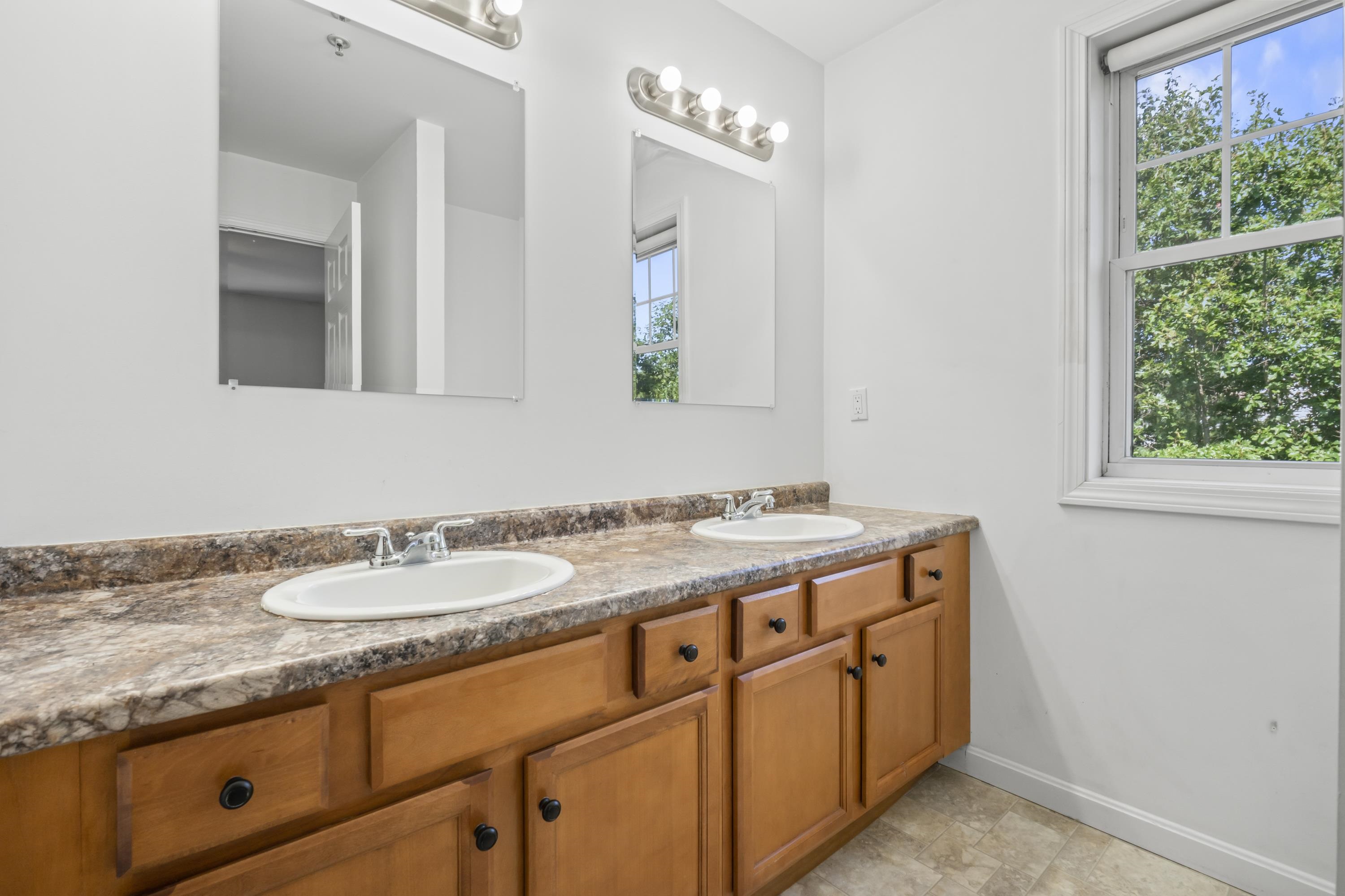 72 Trinity Circle Unit: A