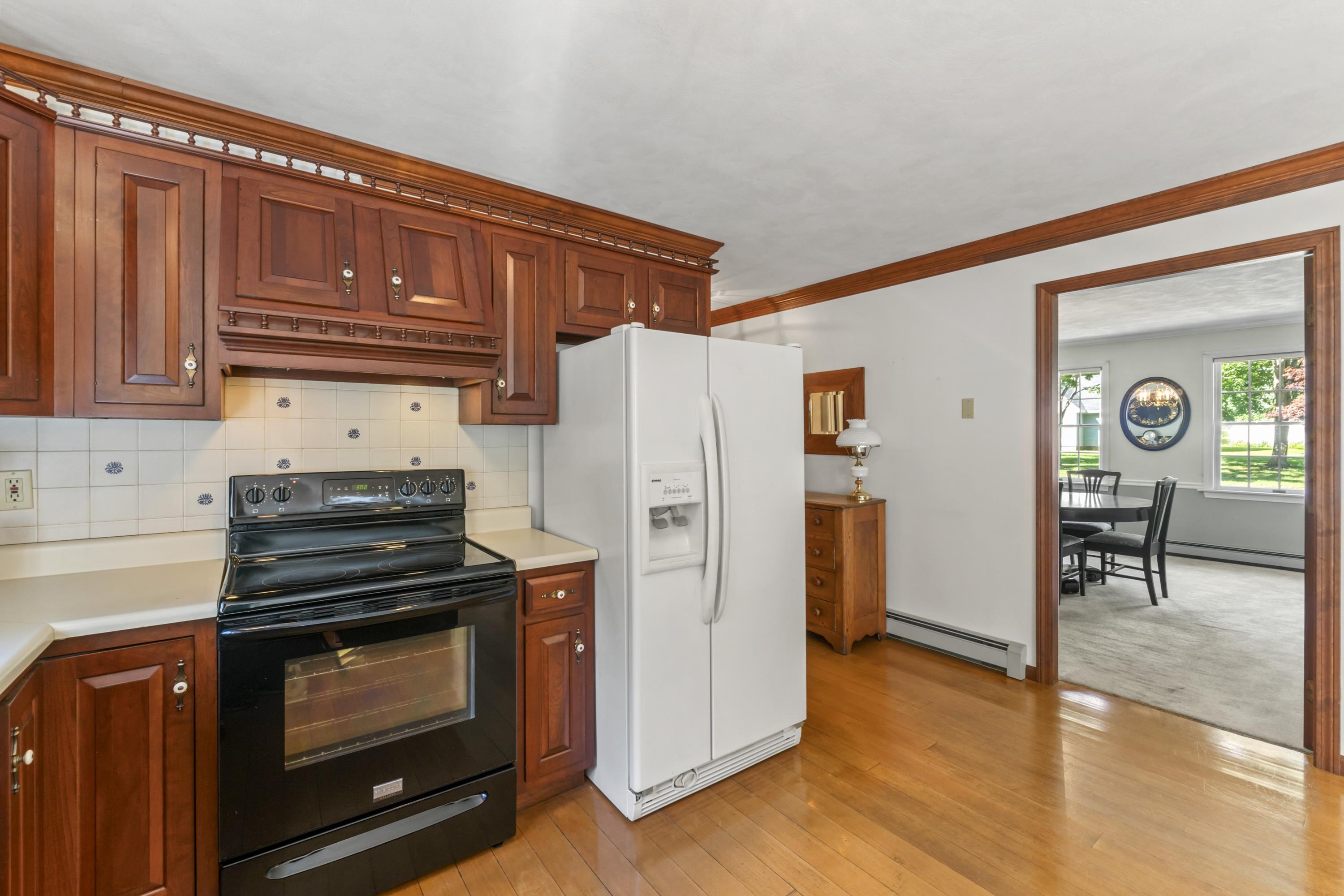 34 Governor Sawyer Lane
