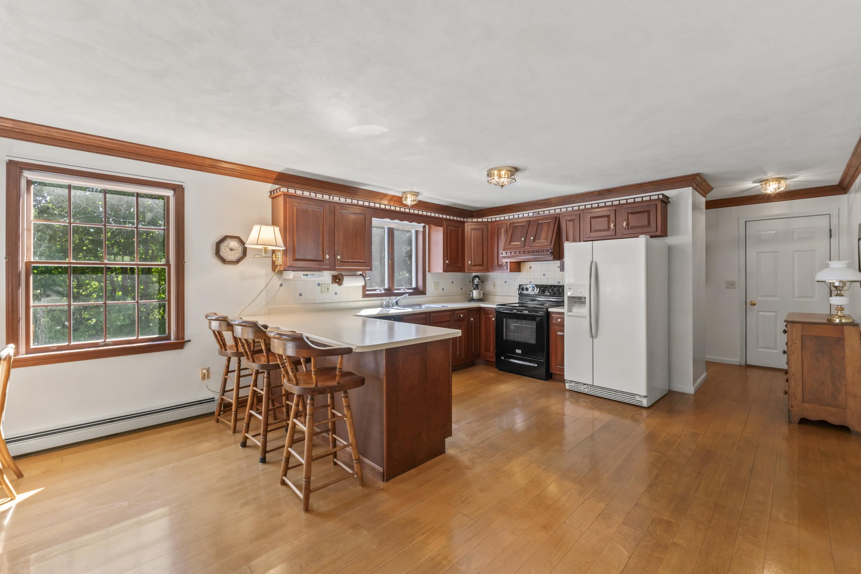 34 Governor Sawyer Lane