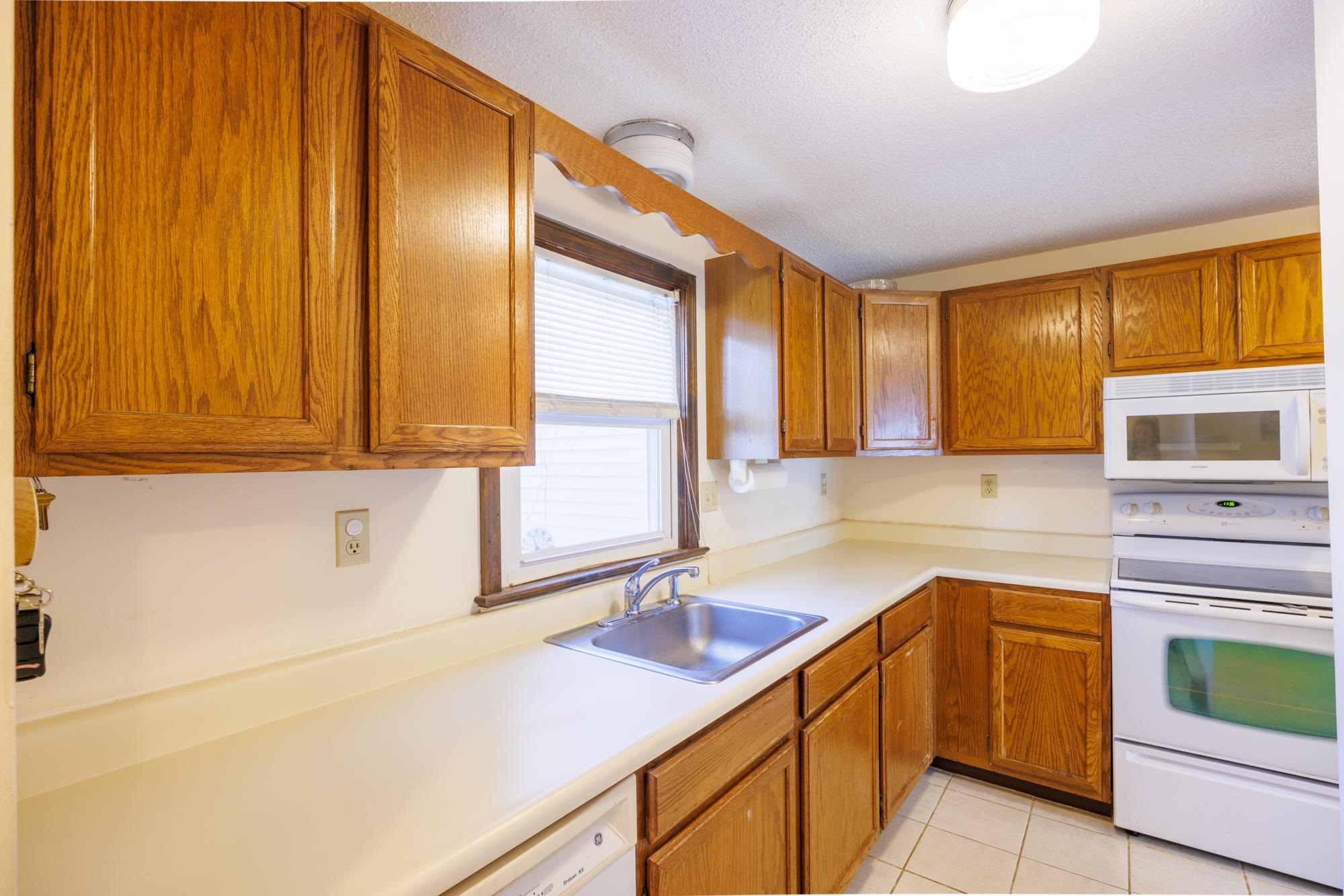 56 Durham Road Unit: 8