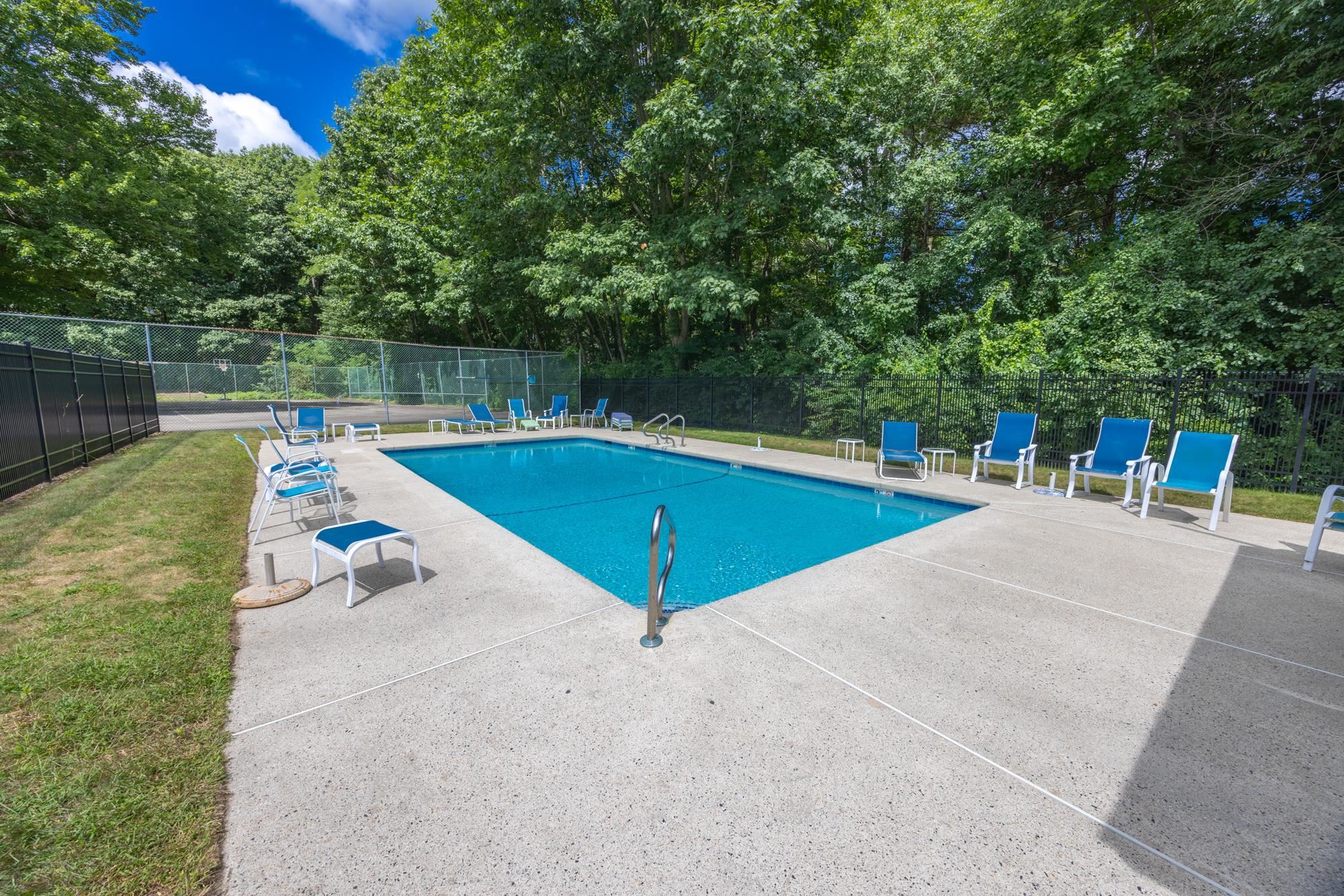56 Durham Road Unit: 8
