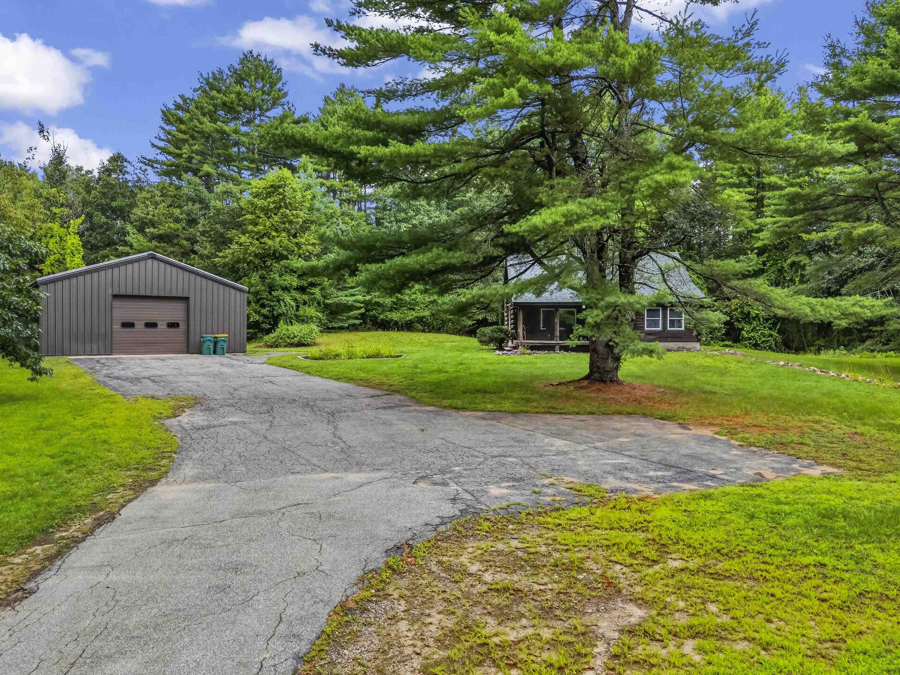 28 Leavitt Road