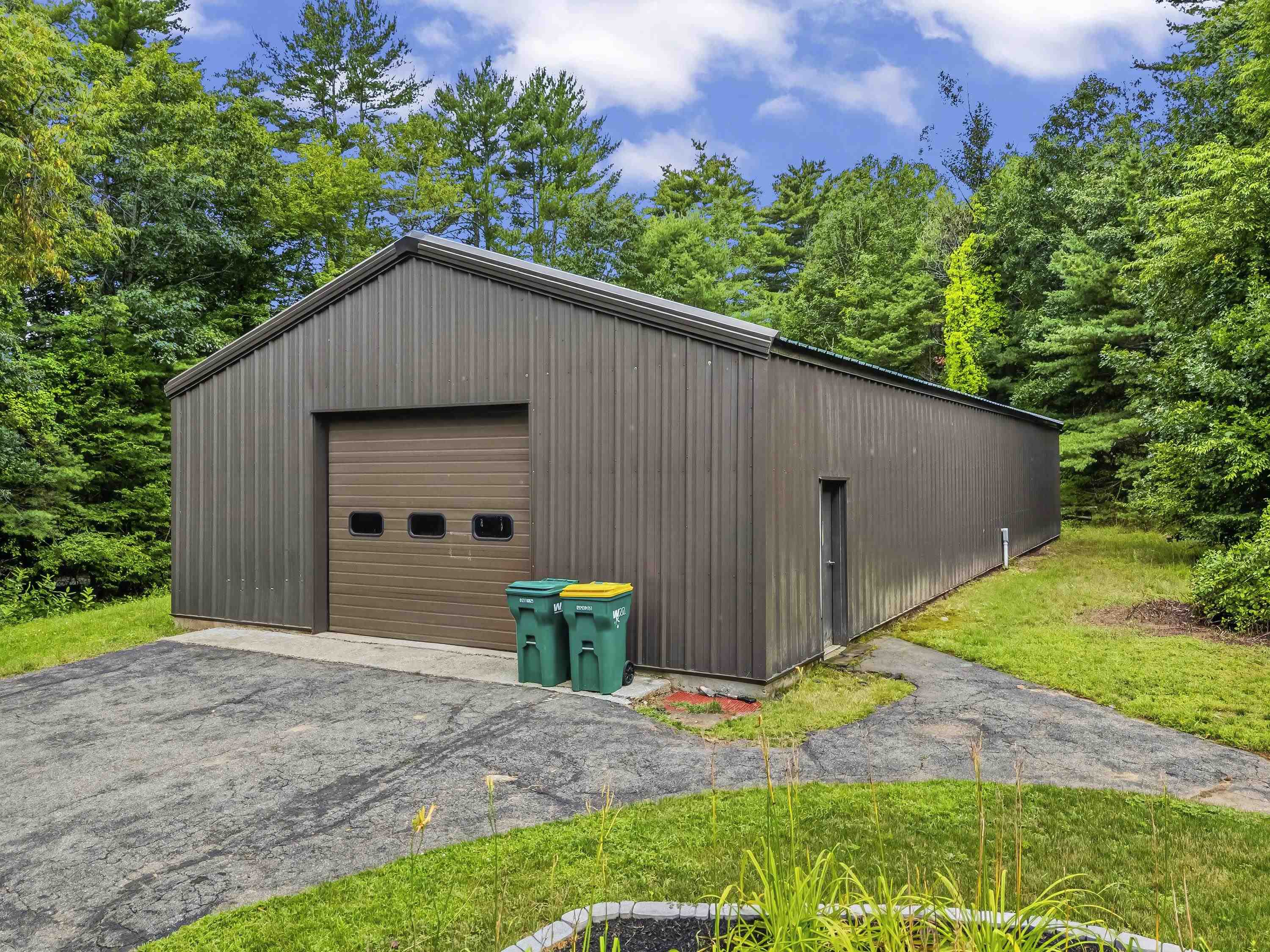 28 Leavitt Road