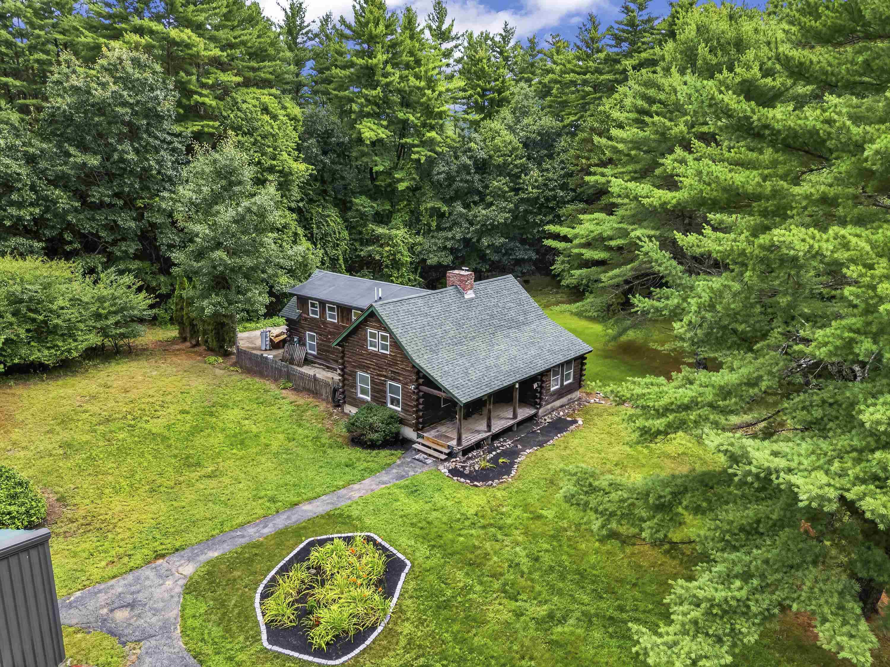 28 Leavitt Road