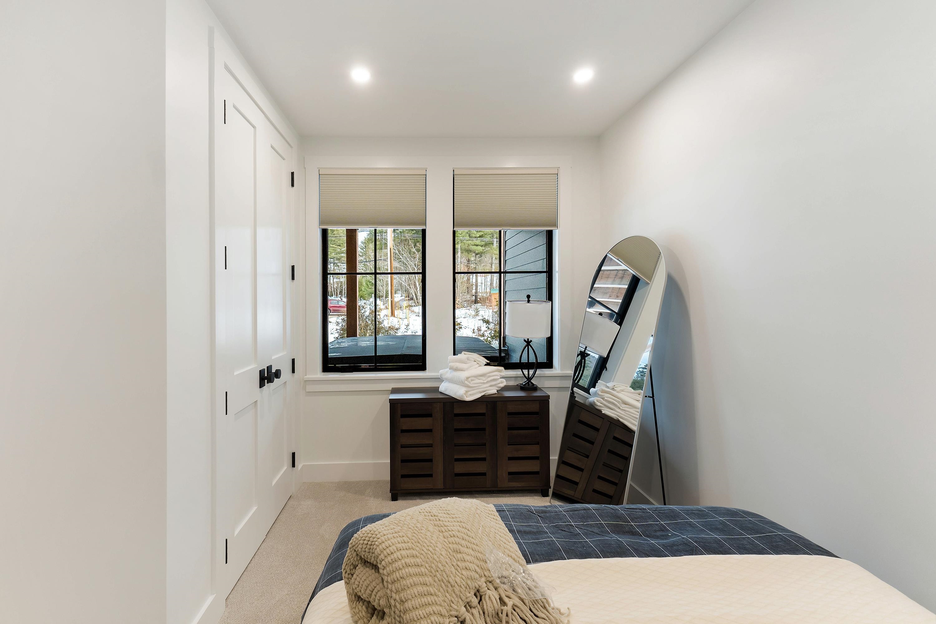 17 Black Diamond Road Unit: 5