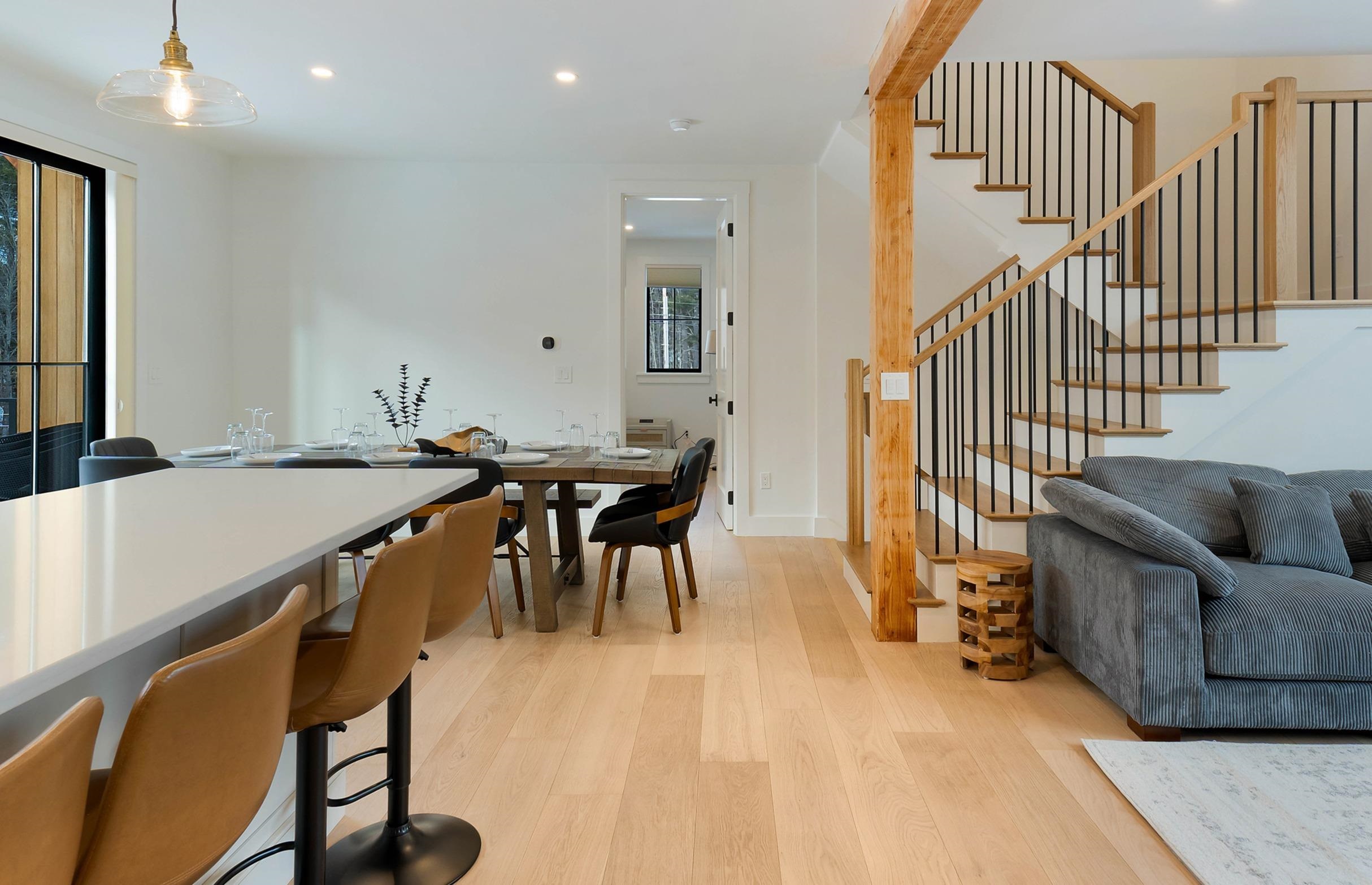 17 Black Diamond Road Unit: 5